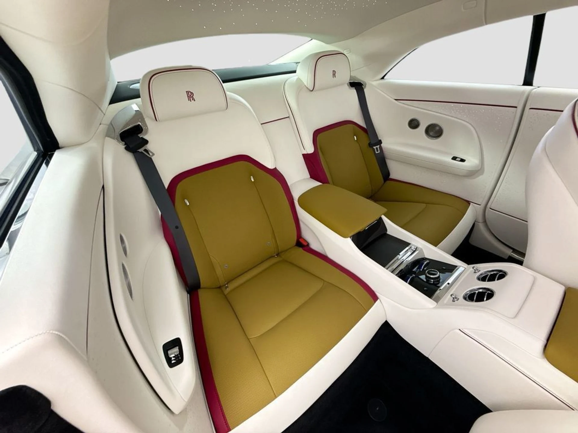 mph020_2316438955_used_2026_rolls_royce_spectre_coupe_8119_23019329_21_1024_034ce63a1c