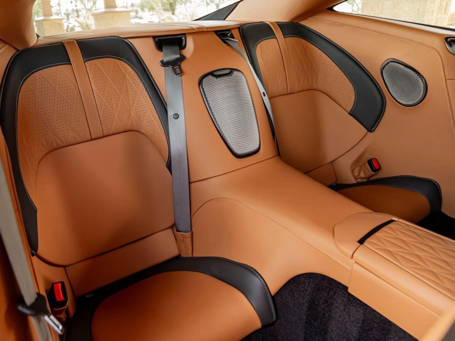 mph020_2316681882_21_27db1bc980