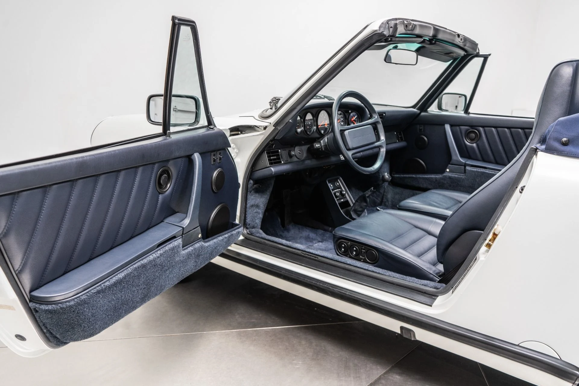mph020_232135061_Used_1989_Porsche_911_Carrera_1788213145_f0013f05cc