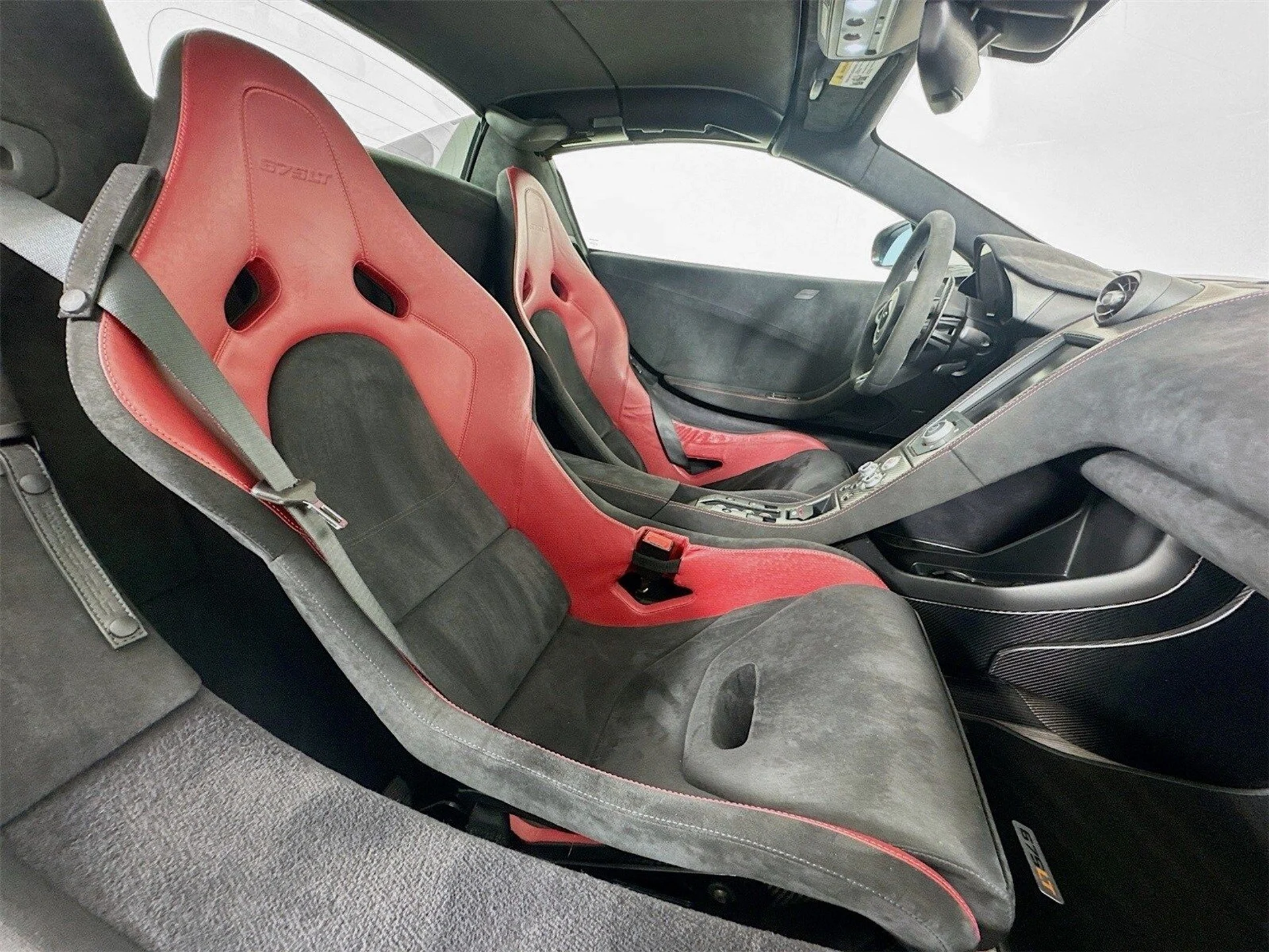 mph020_2332386830_df950fd1bb10bcc030abafef341ee0dbx_3d7b91bc1d