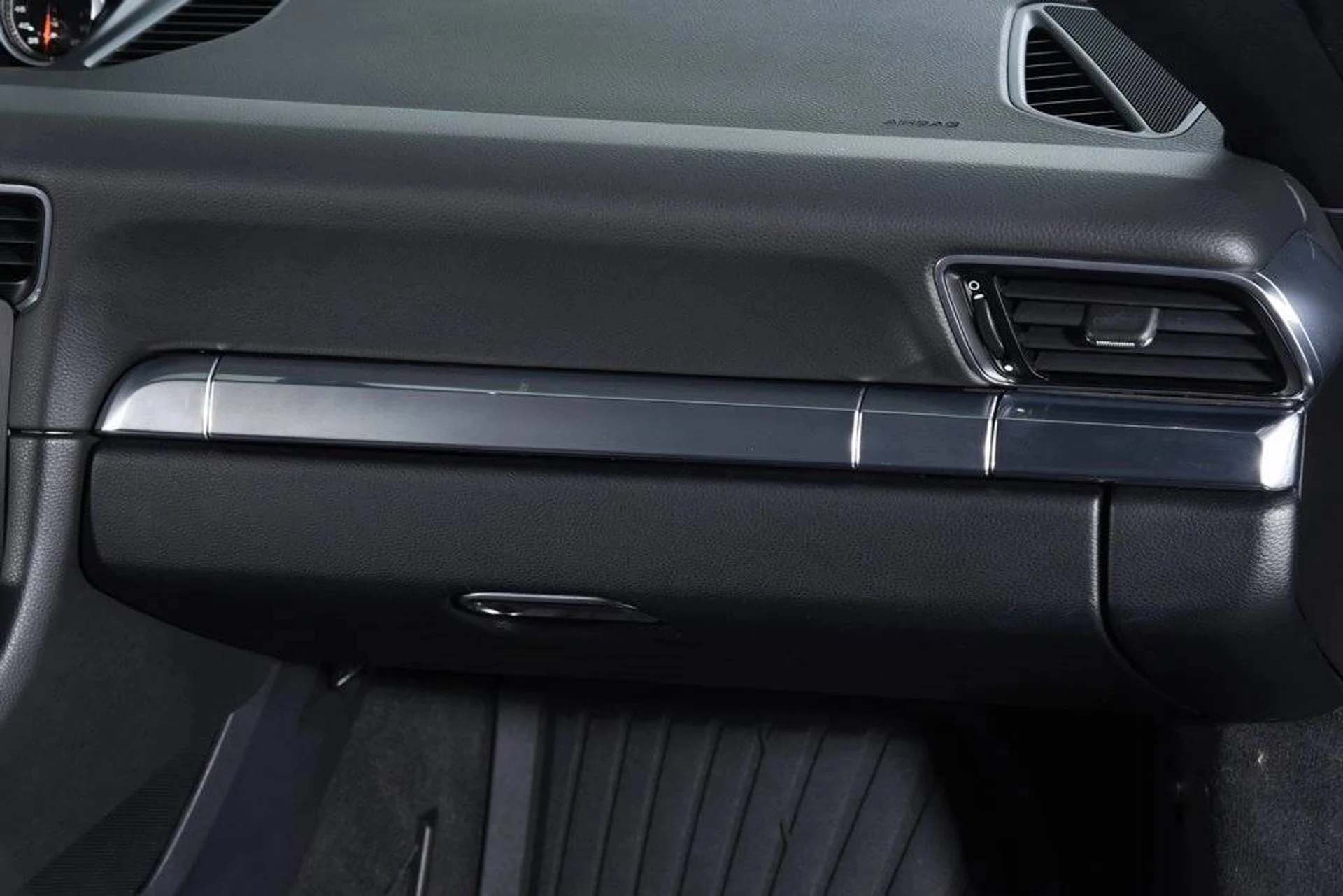 mph020_2335007863_780acd186880b5e581a846f7d9577ad7x_5cb583a58f