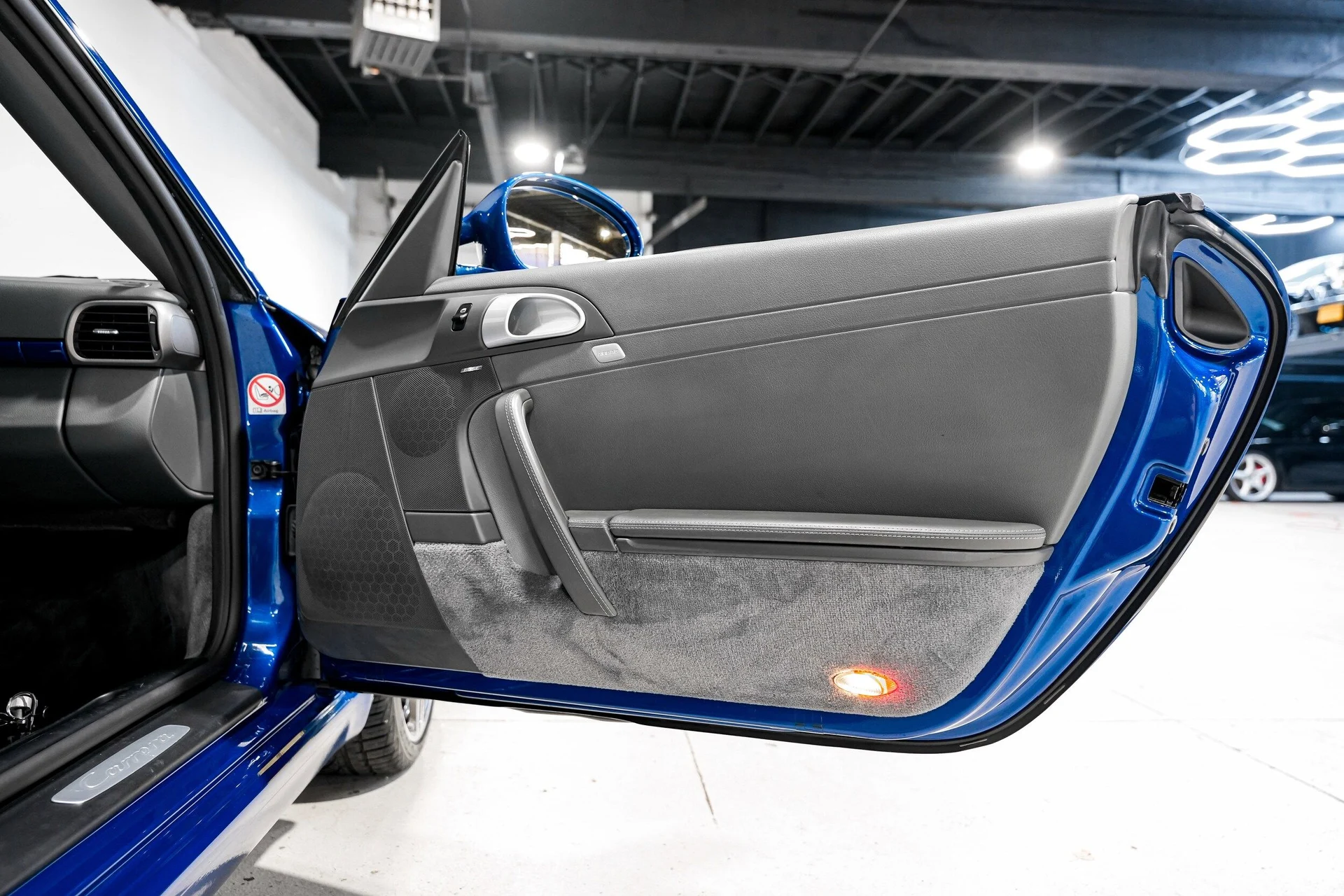 mph020_2344523067_cc4379f22f4b24144ab39a9940edbe23x_187f607327