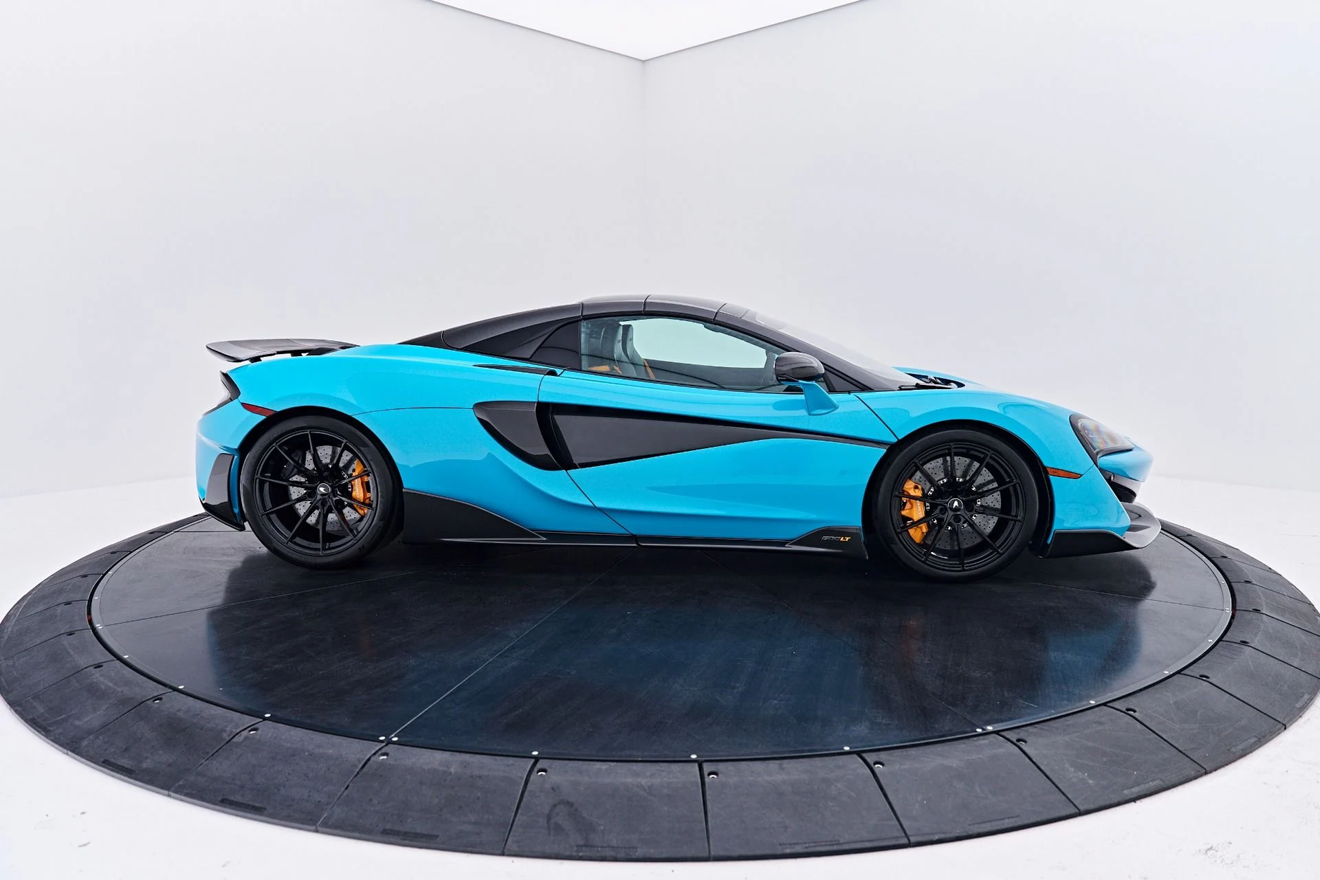 mph020_2359532859_Used_2020_Mc_Laren_600_LT_Base_1786496751_2da71d2b9a