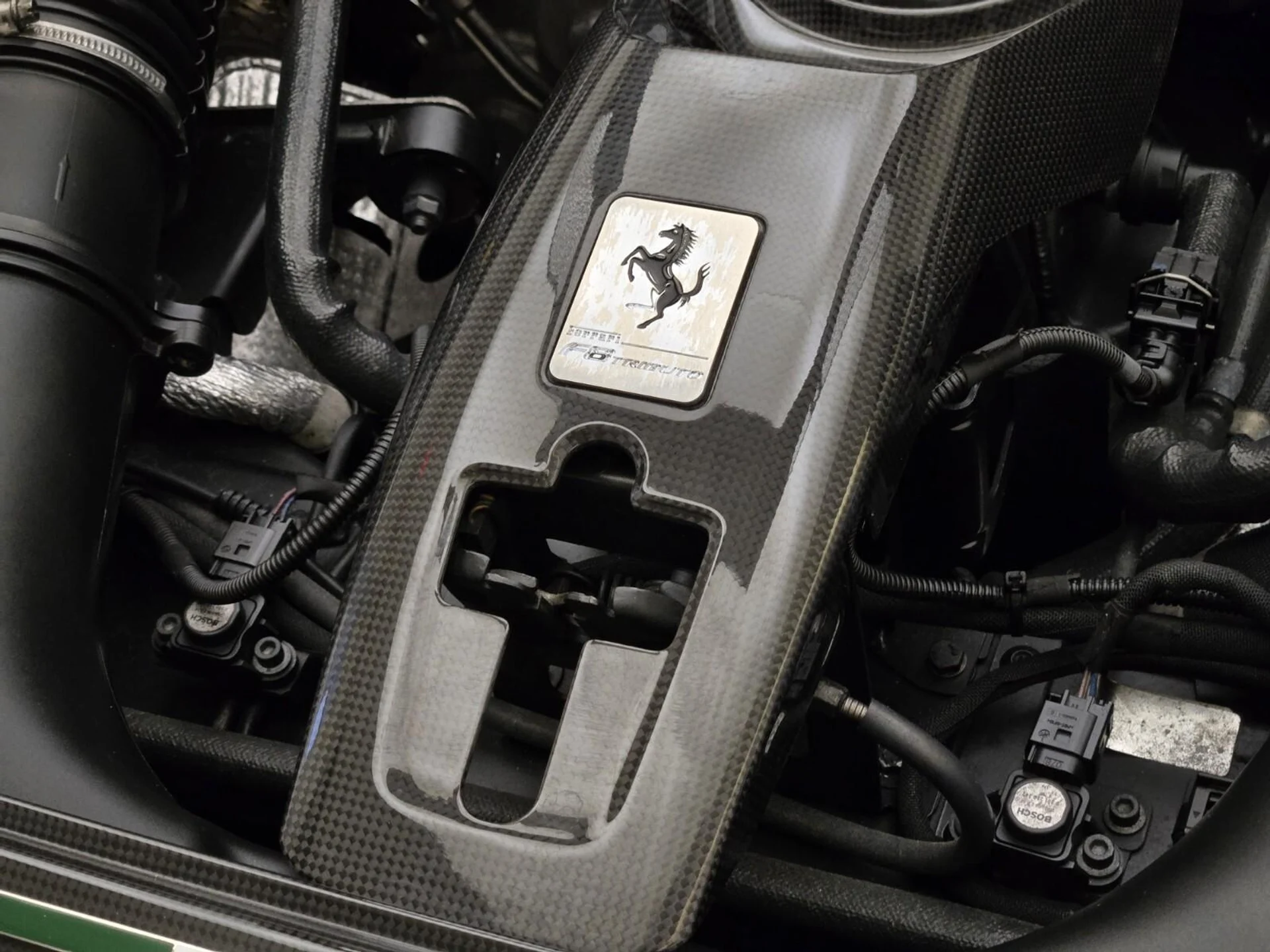 mph020_2363432336_Used_2020_Ferrari_F8_Tributo_1758782147_86063c2309