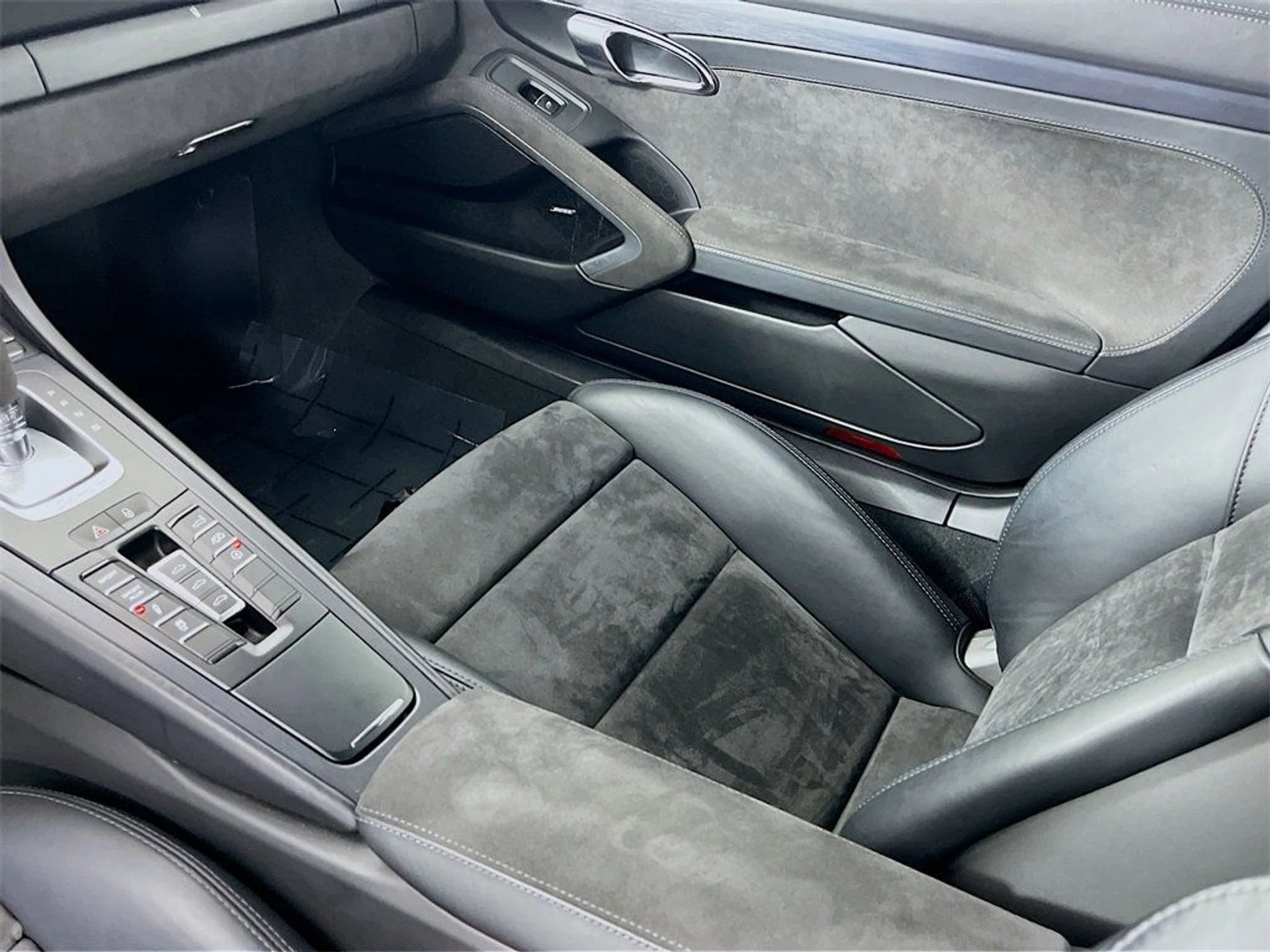 mph020_2369500803_6551bc077691d3cd2dbcd9af713ce978_0643dbd84b