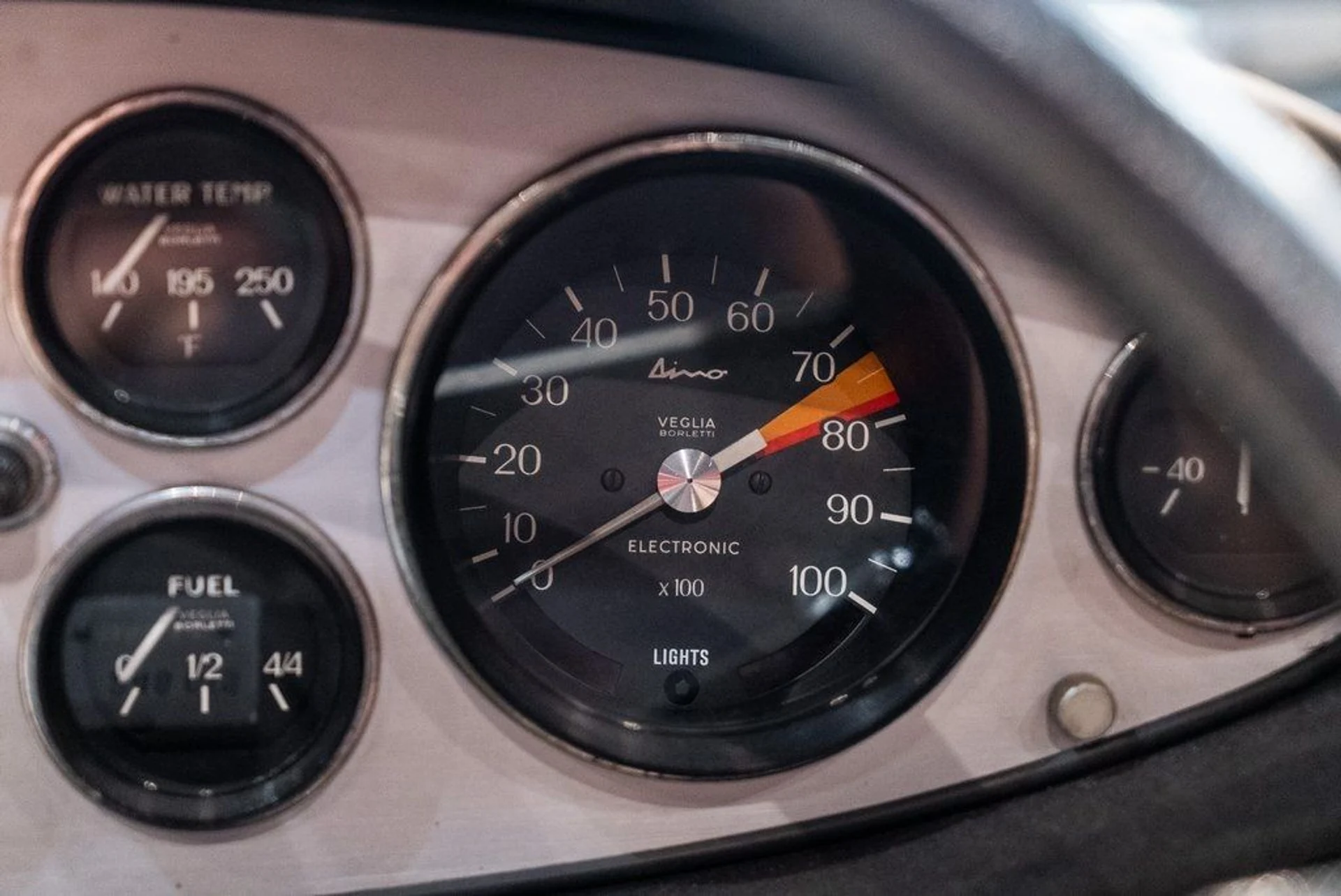 mph020_2371806409_2dcb953fa68e2a98318433eea4b26110_c9fcf22a0d