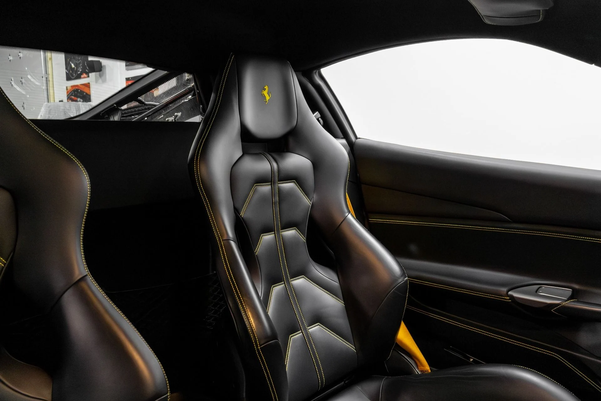 mph020_2371992550_Used_2018_Ferrari_488_GTB_Base_1771040686_ff7c1b858c