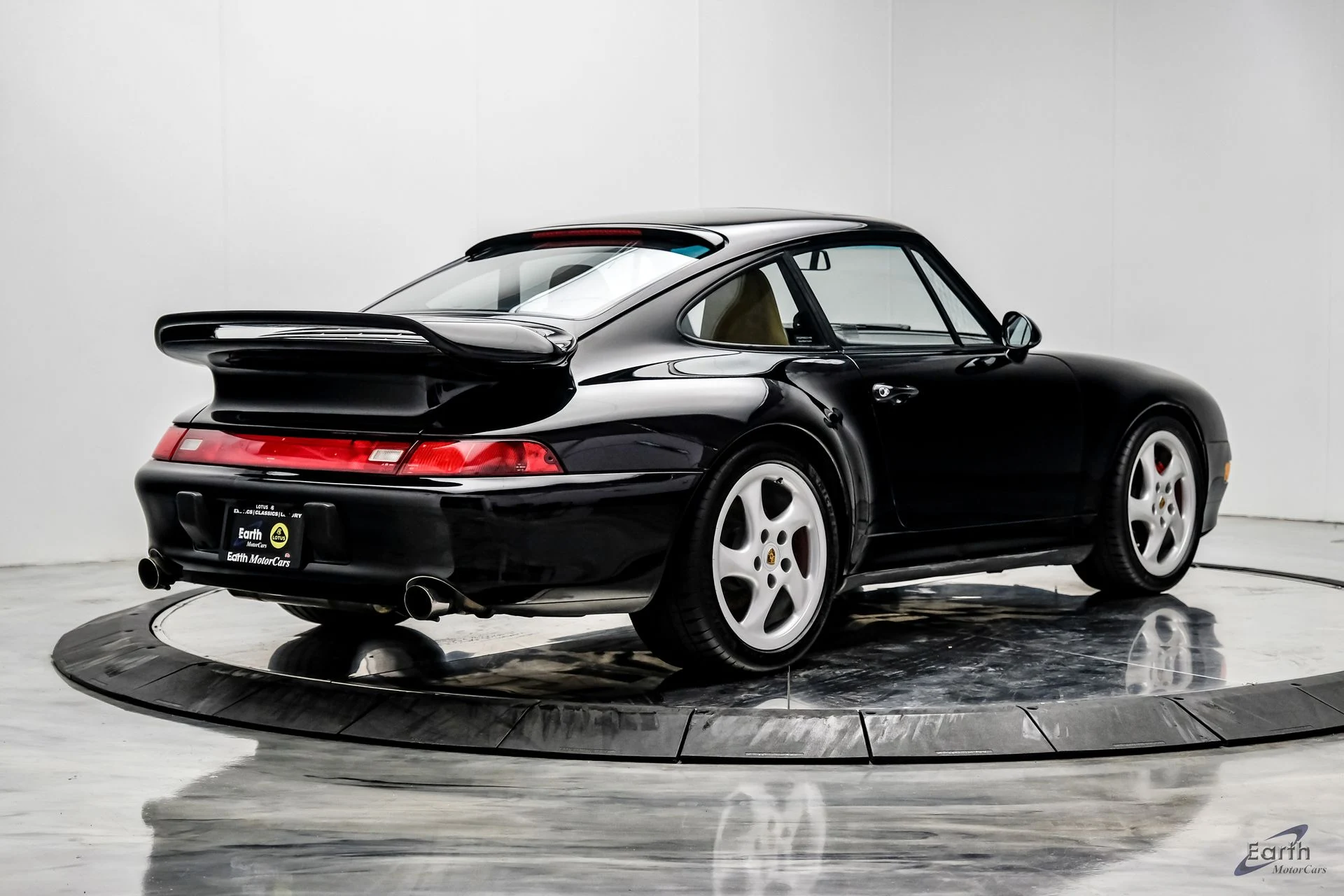 mph020_2373338822_3998d47269852fce6829cd3de71df24ax_a98447a1c2