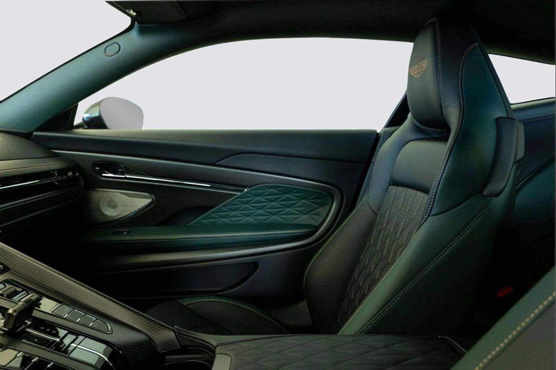 mph020_2373362982_Dnv_ZC_Umx_WR_Euz_H0842vp8_Gn_I_Sm4_e1c53dfab7