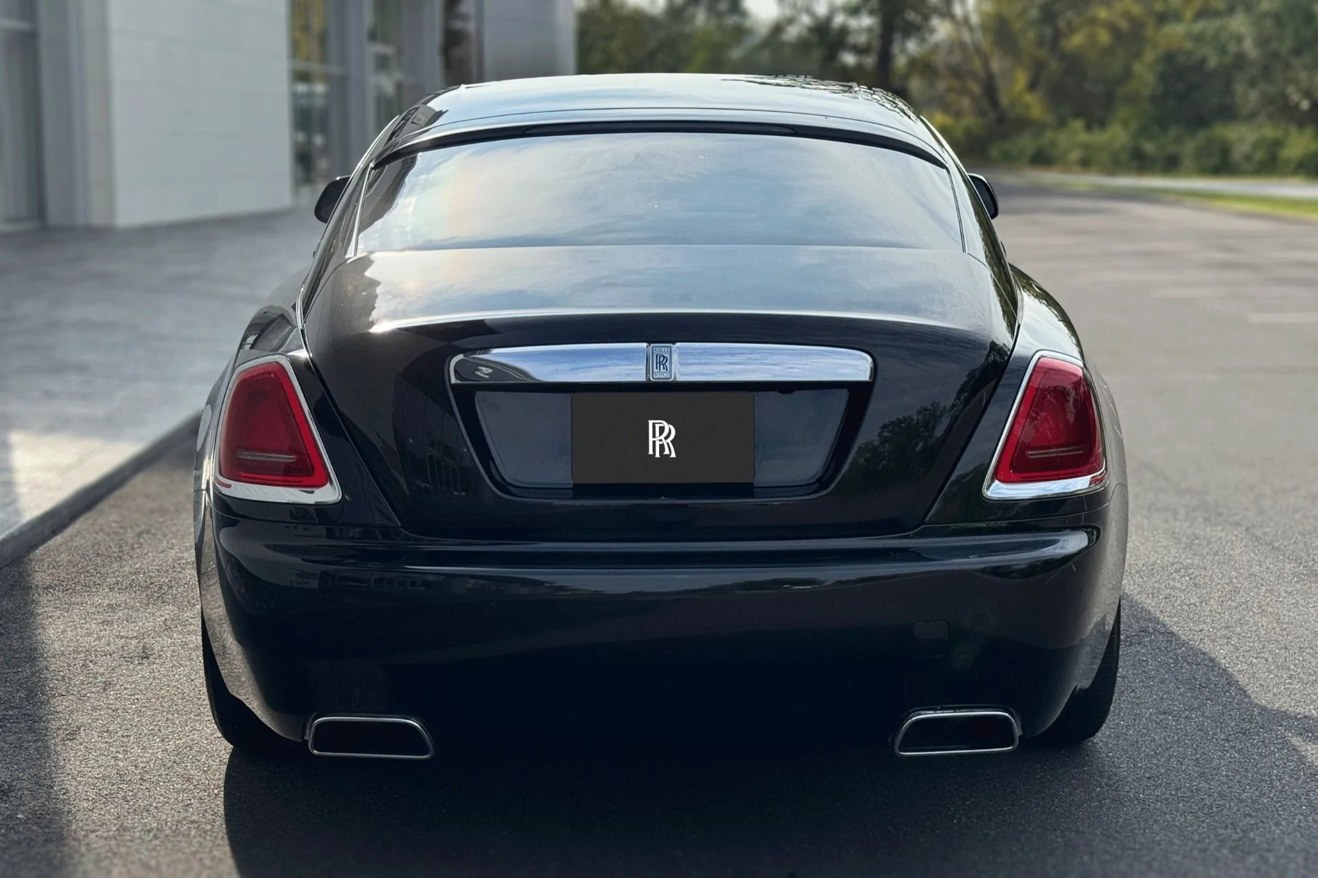 mph020_2373651703_Used_2018_Rolls_Royce_Wraith_1758791516_ac032d35b7