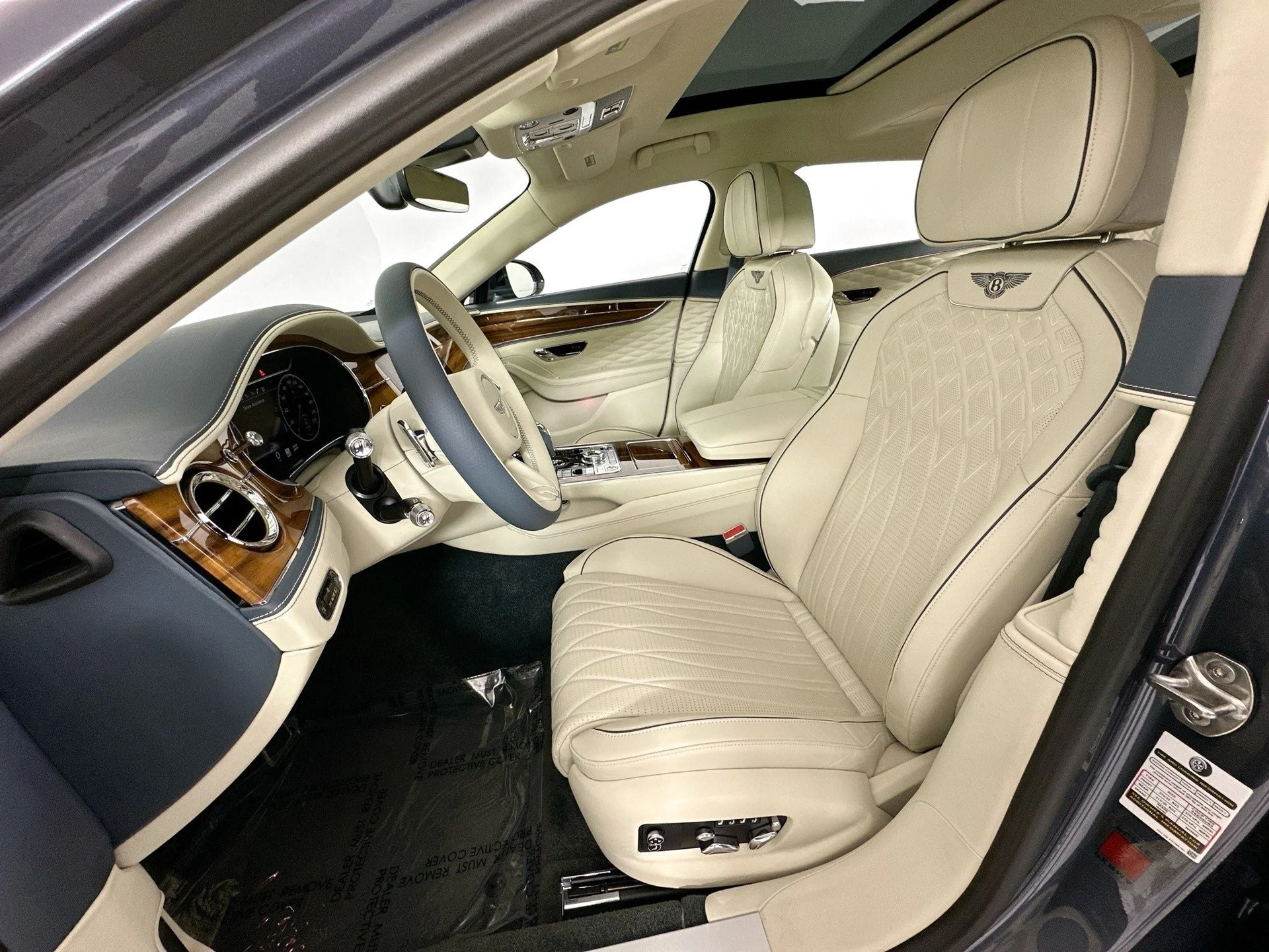 mph020_237682558_21_e2422293dd