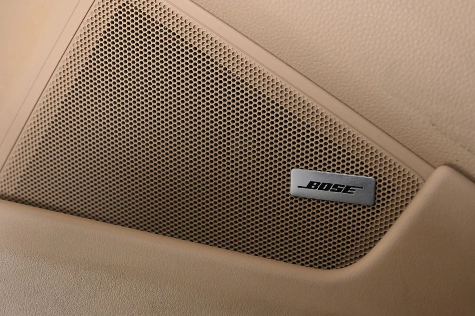 mph020_2380759139_8dd5c1a738efb87341598df0c706442ex_7b43ed2073