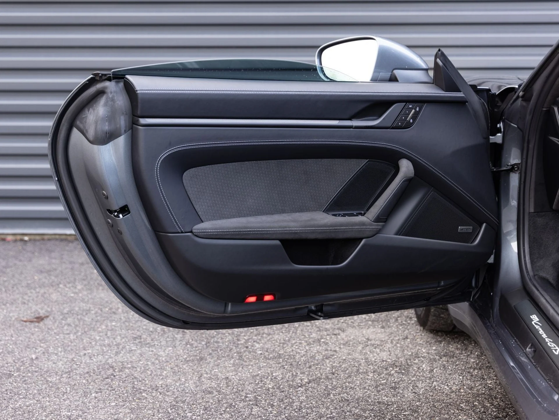 mph020_2386022445_21_b89ea279d0