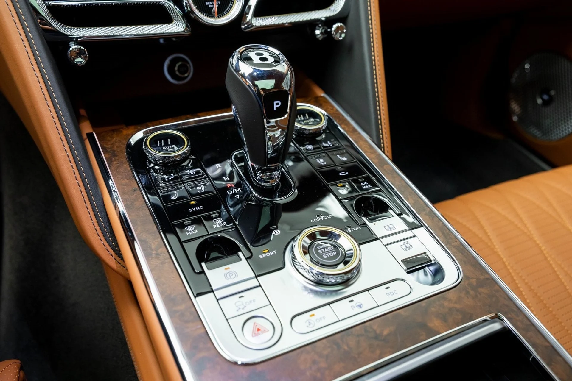 mph020_2390224971_21_ba44ebd065