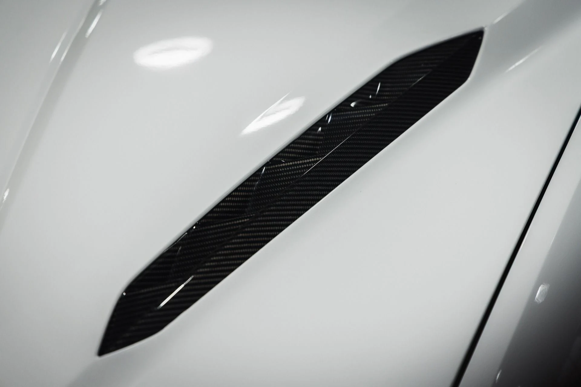 mph020_2394404349_Used_2023_Lamborghini_Urus_Performante_1775866917_b1e9ebc840