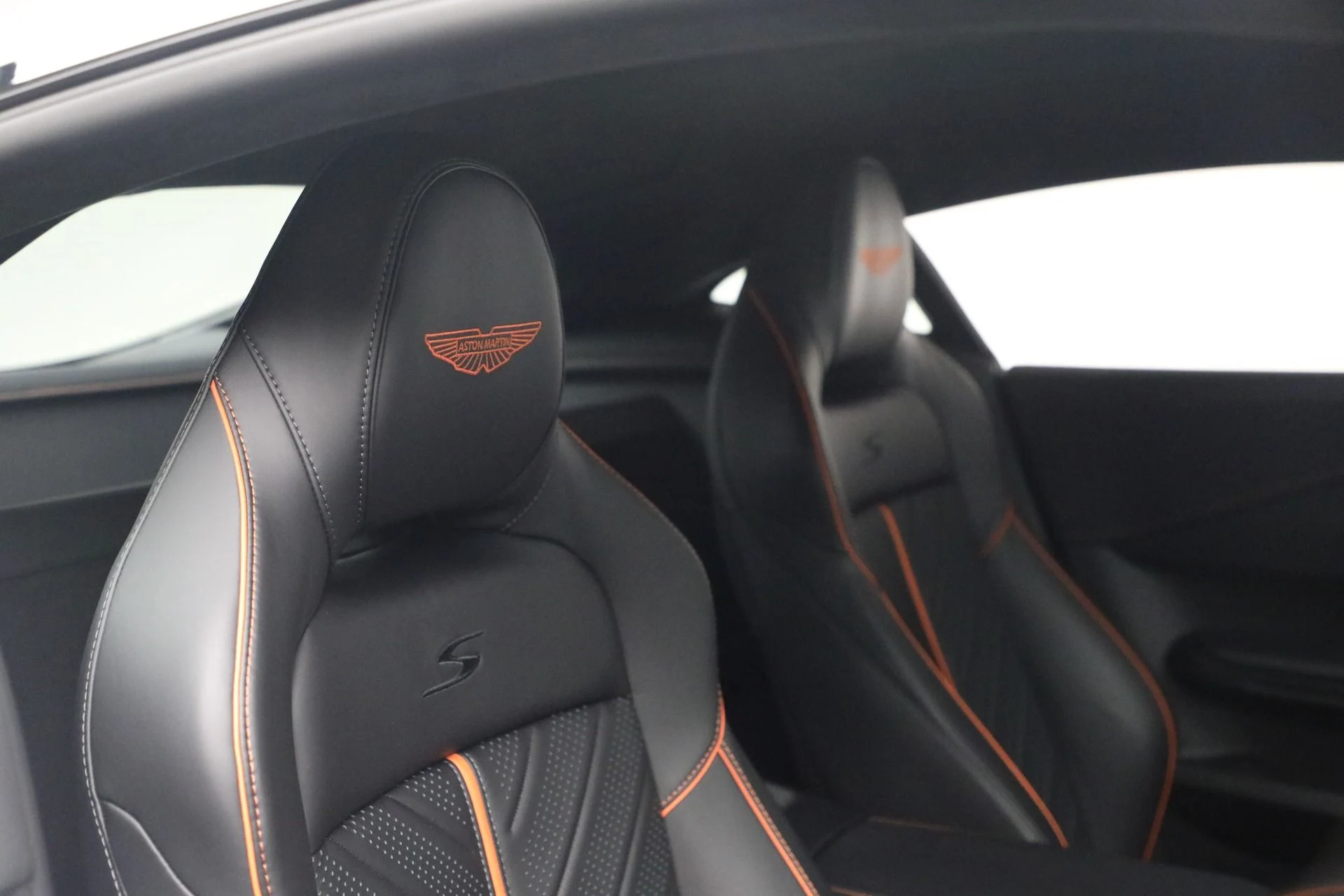 mph020_2400222921_New_2026_Aston_Martin_Vantage_S_1773251137_72d85444db