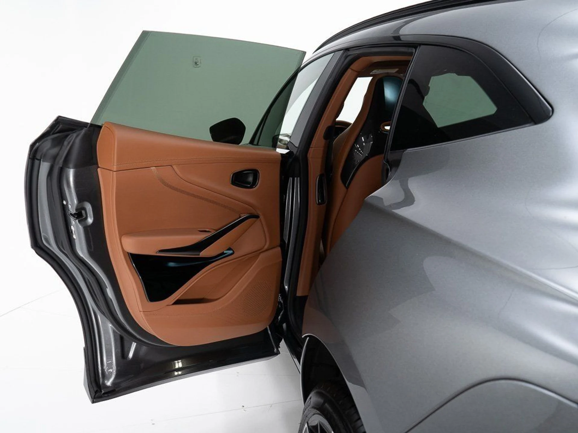 mph020_2404850869_9d2a1b3efa0c4c902a95605350c4dbfb_46e7668dda