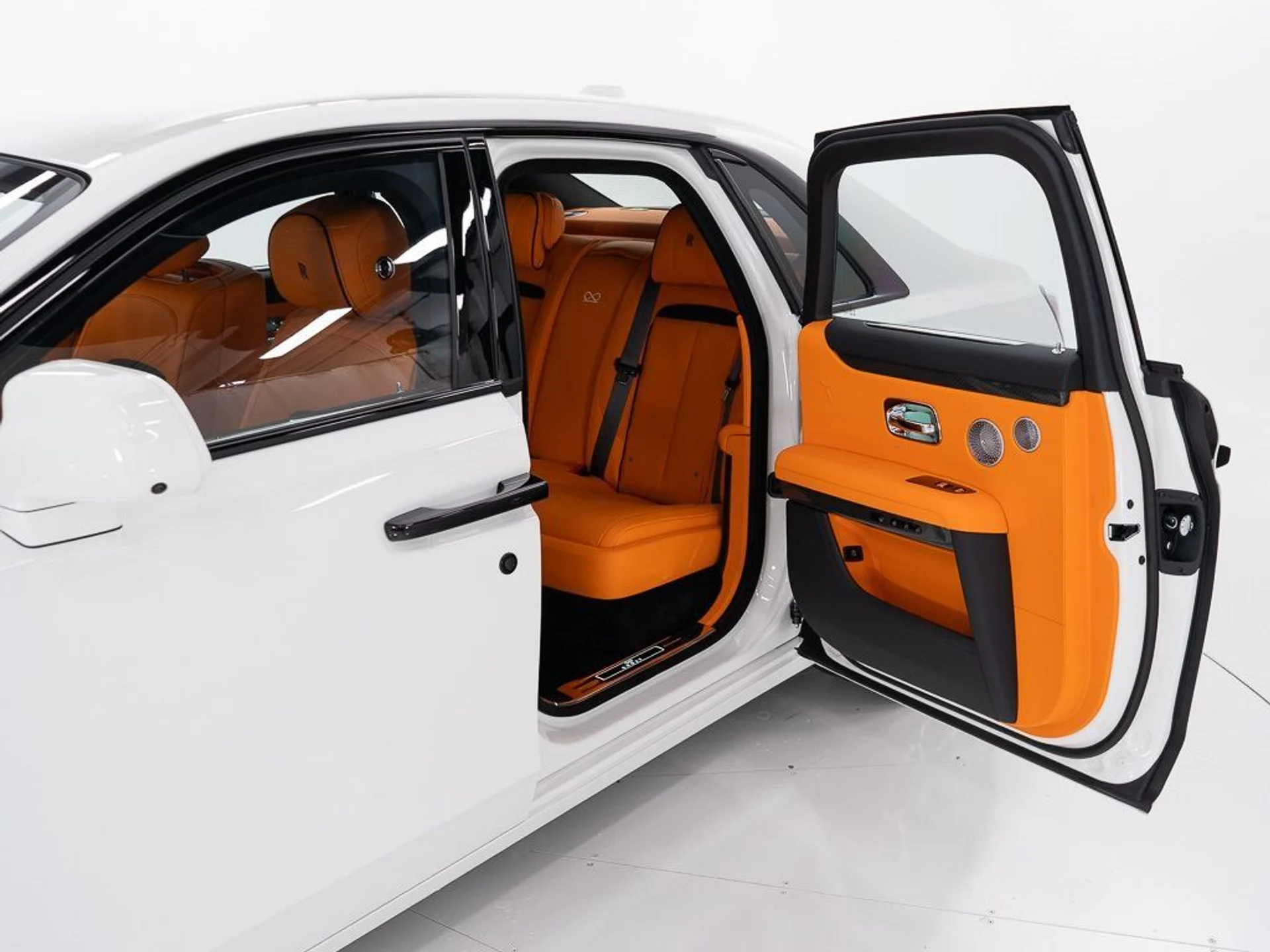 mph020_2405900677_b2c5d683514cb40a597b14754bef4ab8_68549a2629