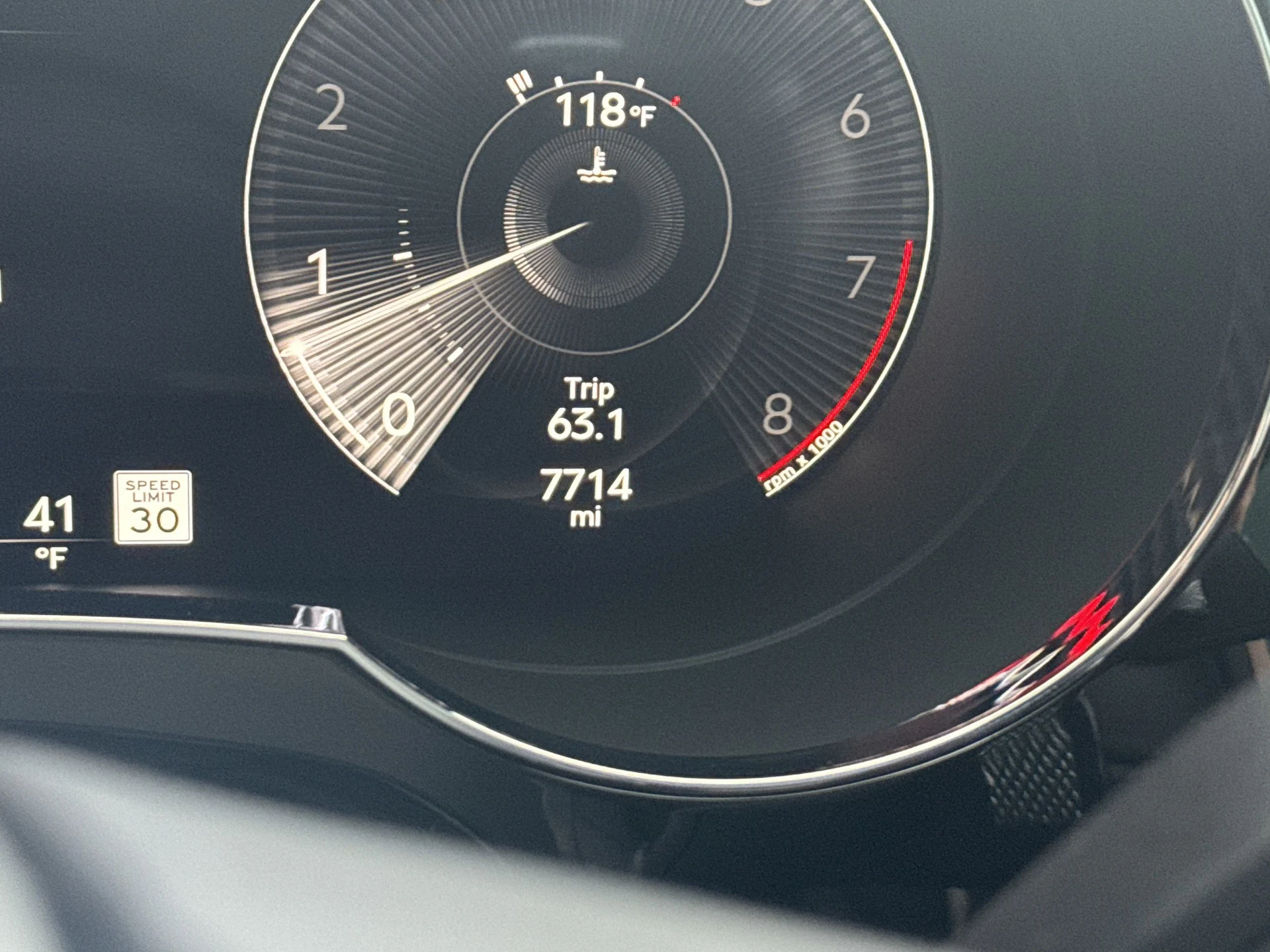 mph020_2406395273_c1bd6e167f74c03aa4e41e6904790dfcx_2b37b59aa0