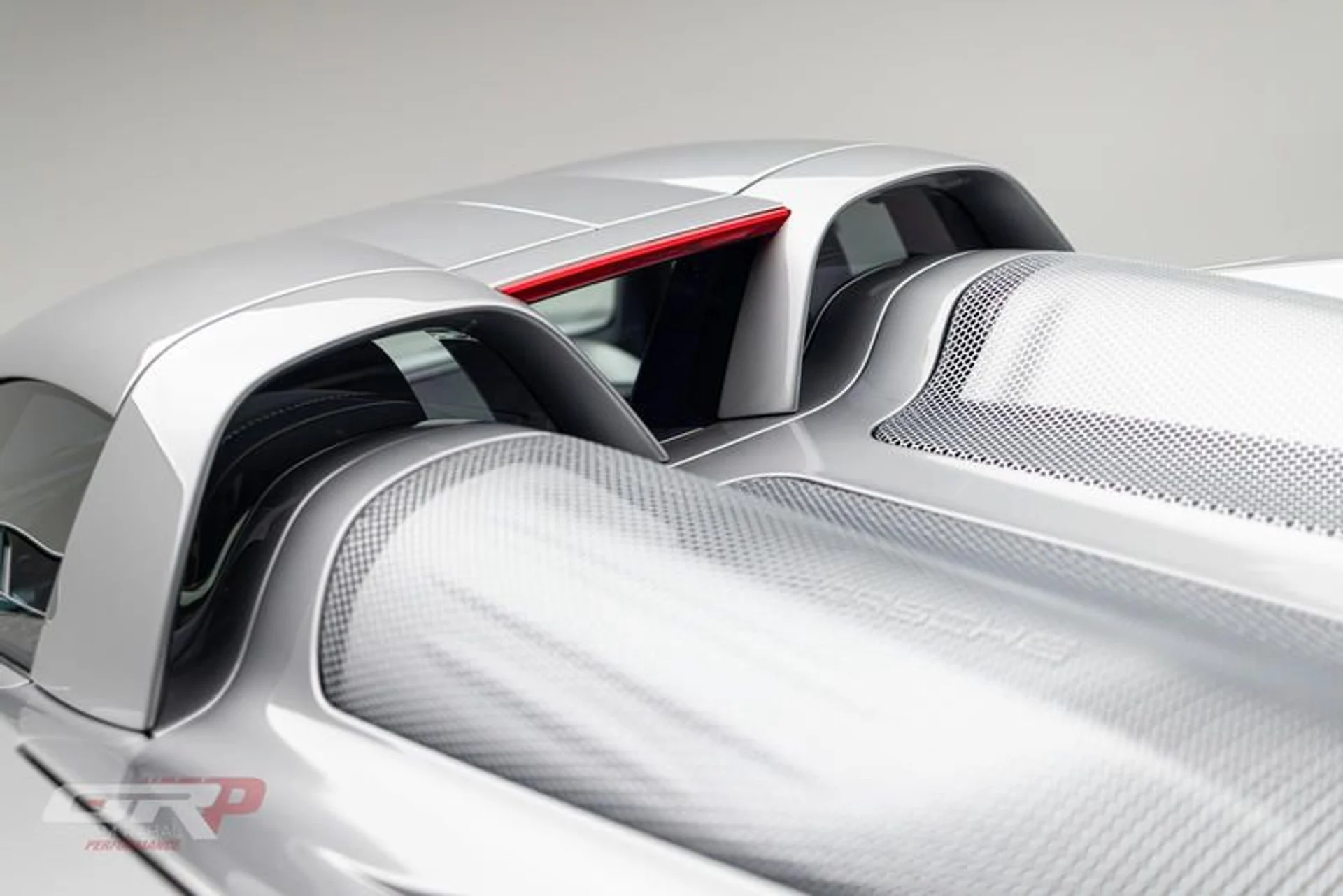 mph020_2407404223_BC_320_A12_2921_44_C8_AF_23_CAE_14757_CB_81_1482ece4c1