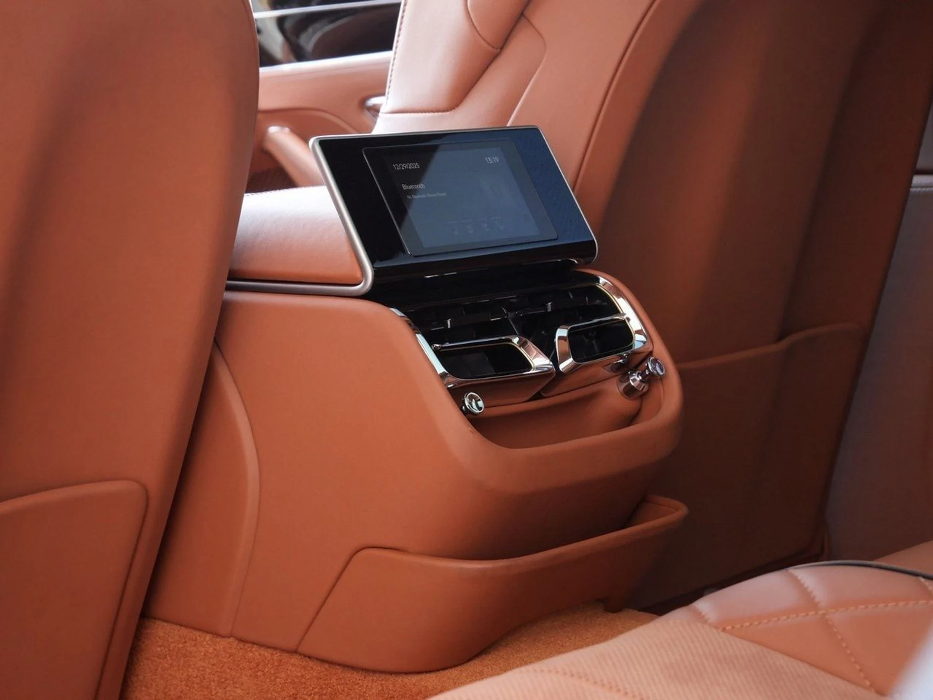 mph020_2408596828_0bd5c72d05fcda89d550e9b8f3dc2bd3x_15c6e9b71c