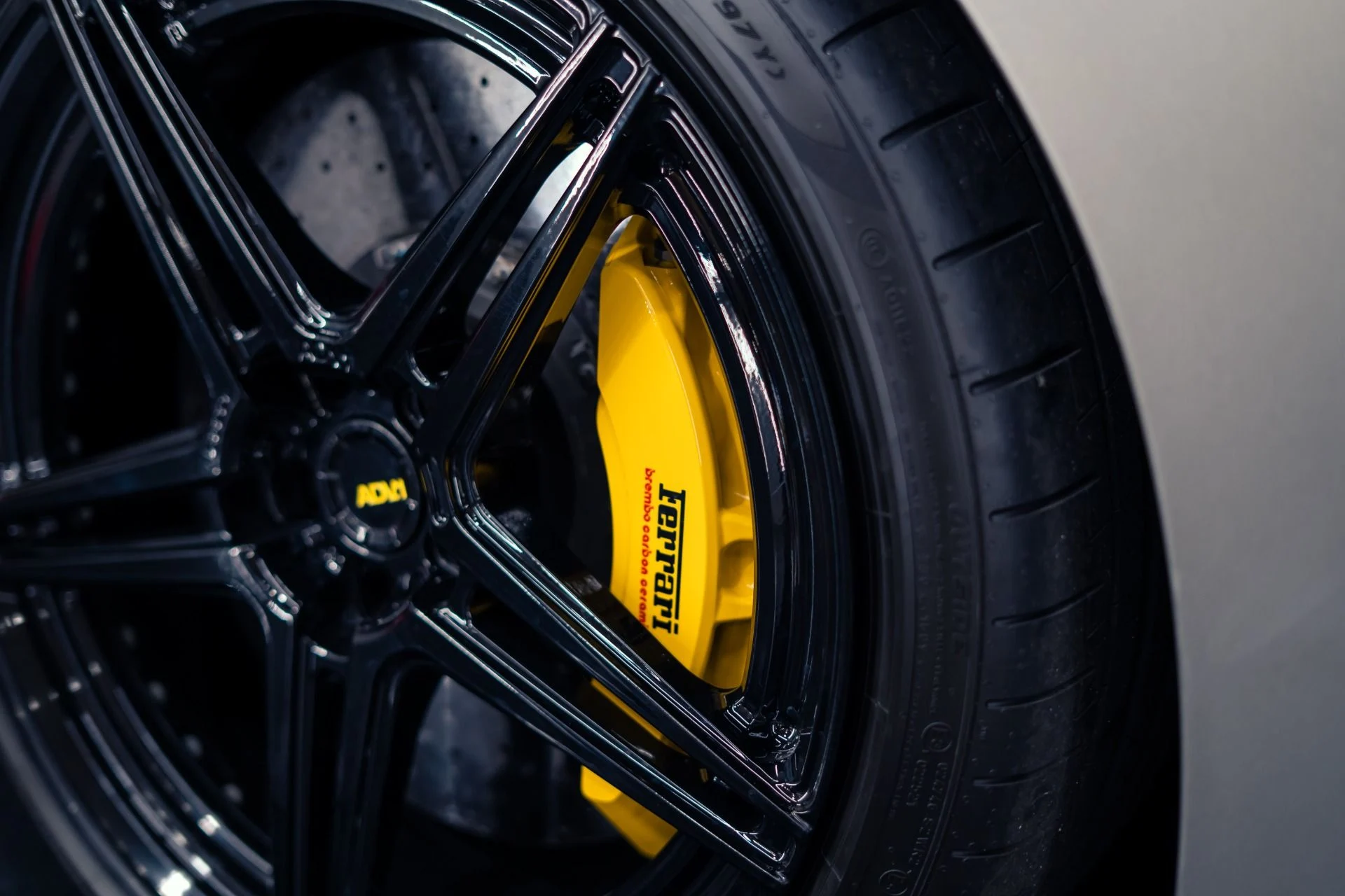 mph020_241119169_Used_2015_Ferrari_F12_Berlinetta_HUGE_455000_MSRP_Factory_Alluminio_Opaco_1781891215_d795692b84
