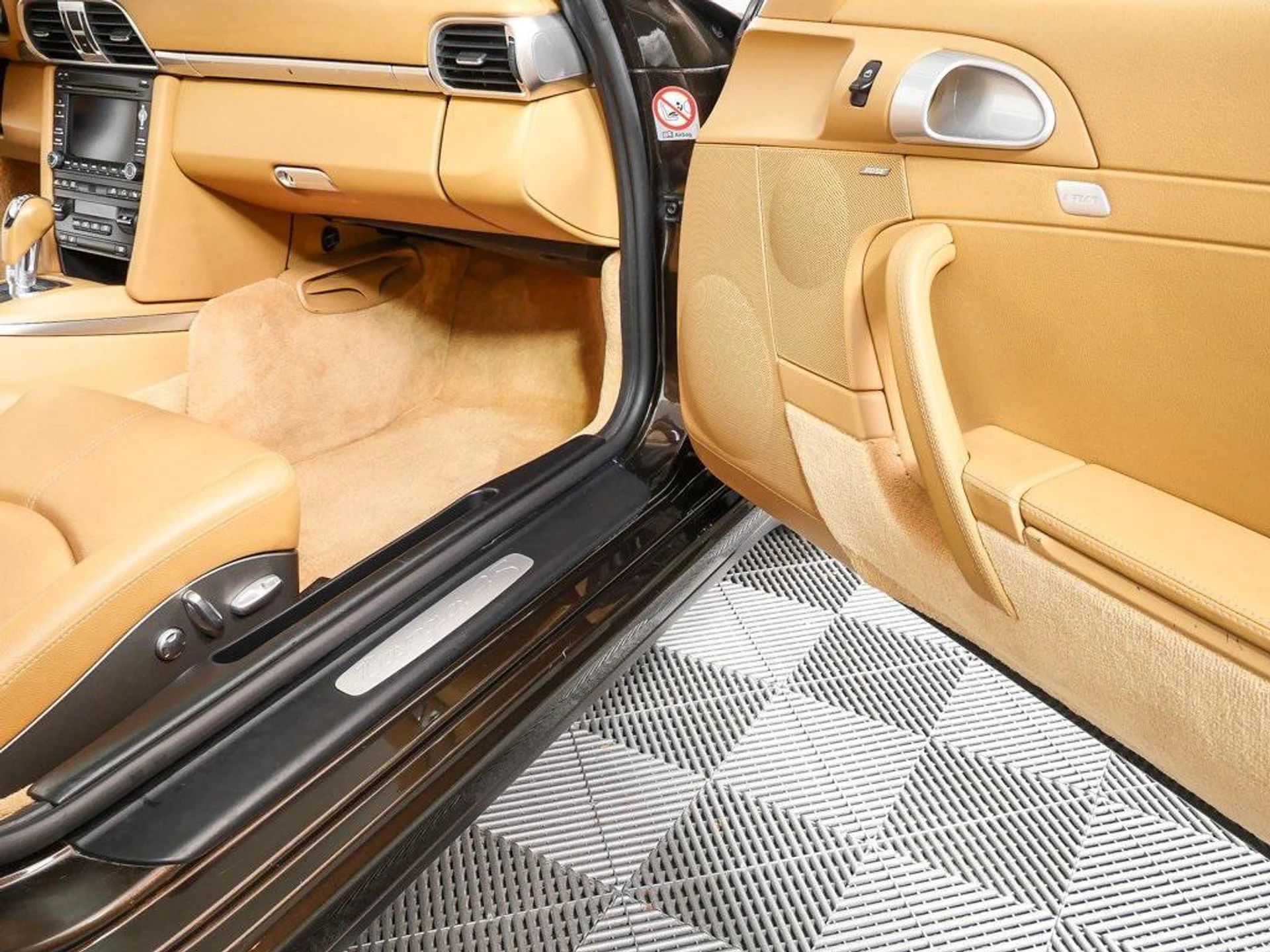 mph020_2411766064_3_EP_7yz_J_Rjtw_G2m4_H_Vj_Cg_LQS_873o_80cb4fbe4e