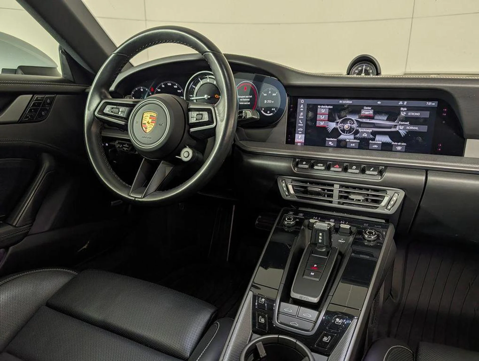 mph020_2414016737_a_G_Ga_Uvyl_Kp_M9kk_O_Msv_Ue_F5_Dn7_E_9d36f486e5