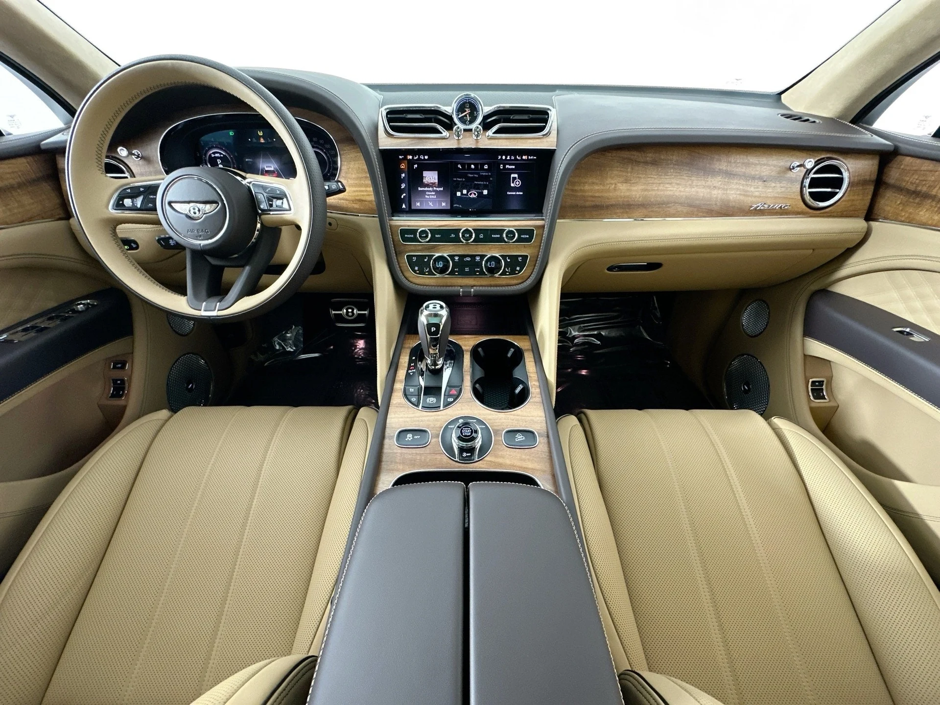 mph020_2414759344_21_c856ef0556