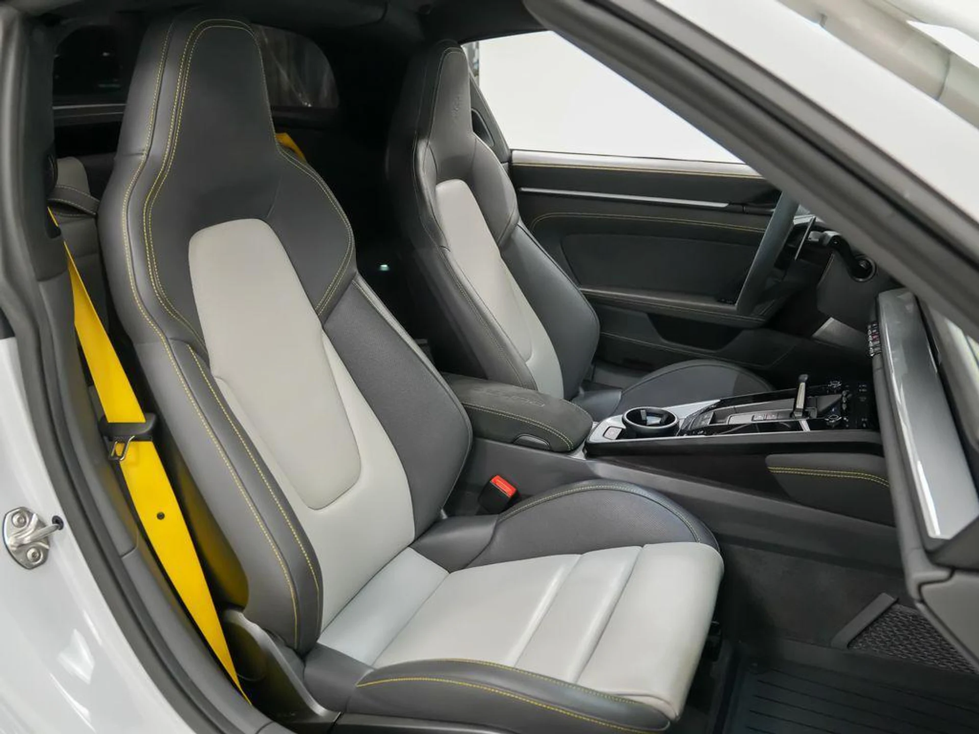 mph020_2422225543_8_GEVLLV_By_VFLK_GL_Cc_N_Vy0q_NC_Yo_8b15af73b7