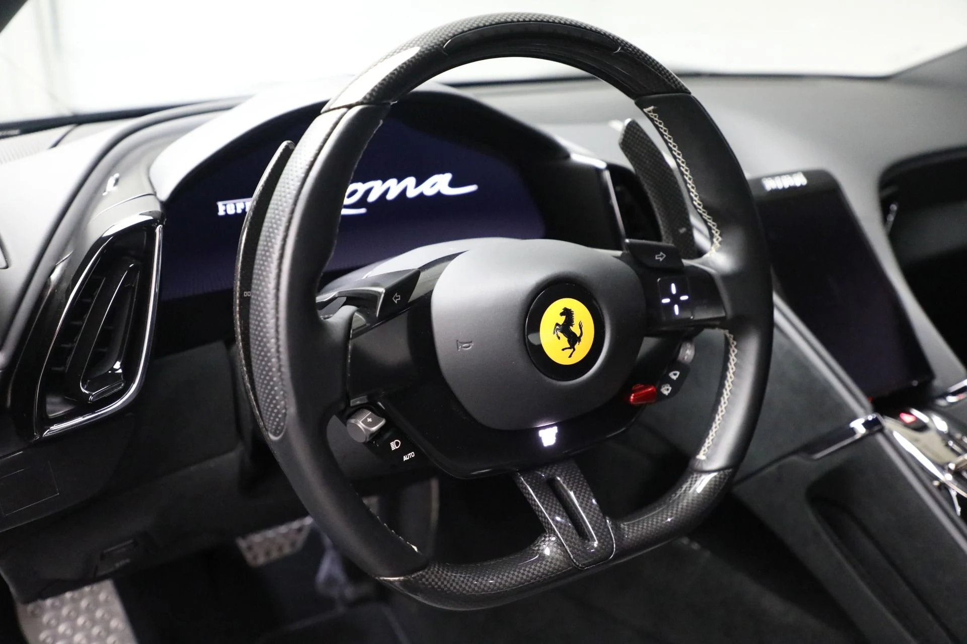 mph020_2424686582_Used_2021_Ferrari_Roma_1723555107_3c33d3de81