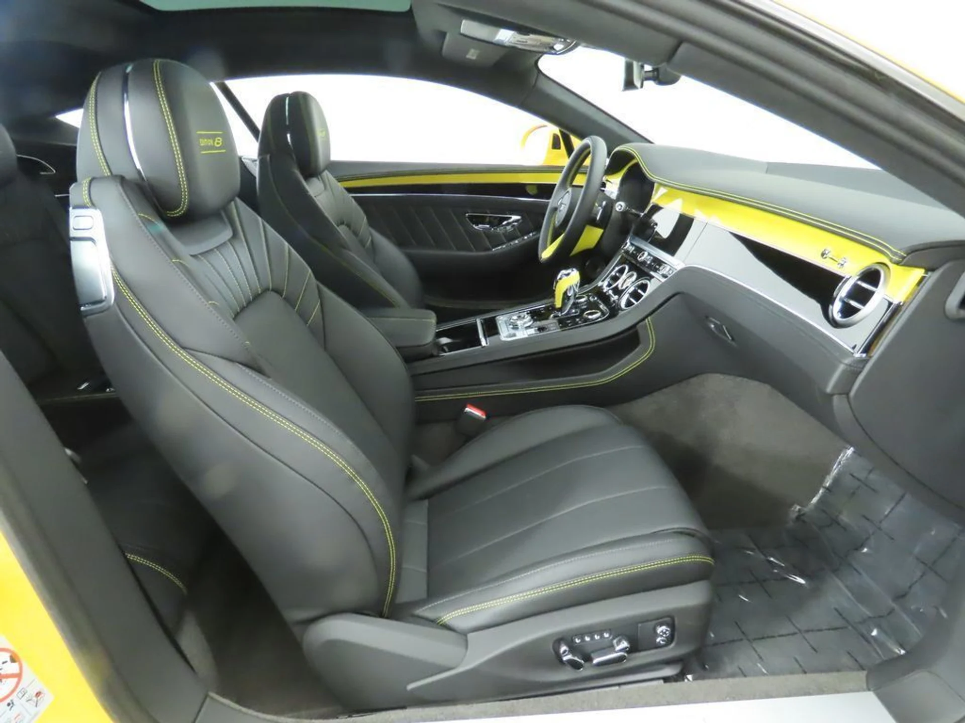 mph020_2429628806_used_2024_bentley_continental_gtv8coupe_8119_22788097_21_1024_46662bc7d4
