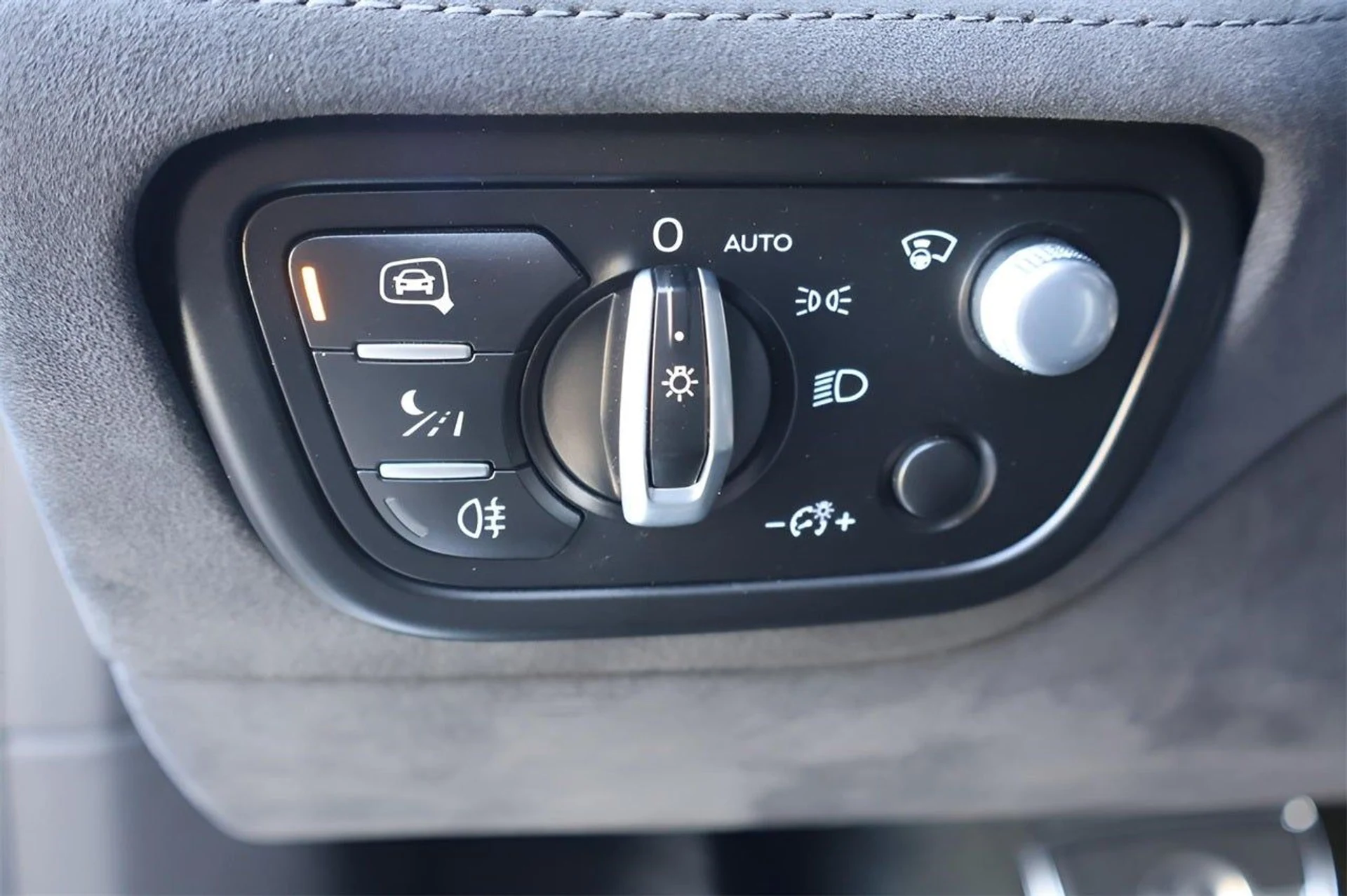 mph020_2434056473_21_6eddc7eb7e