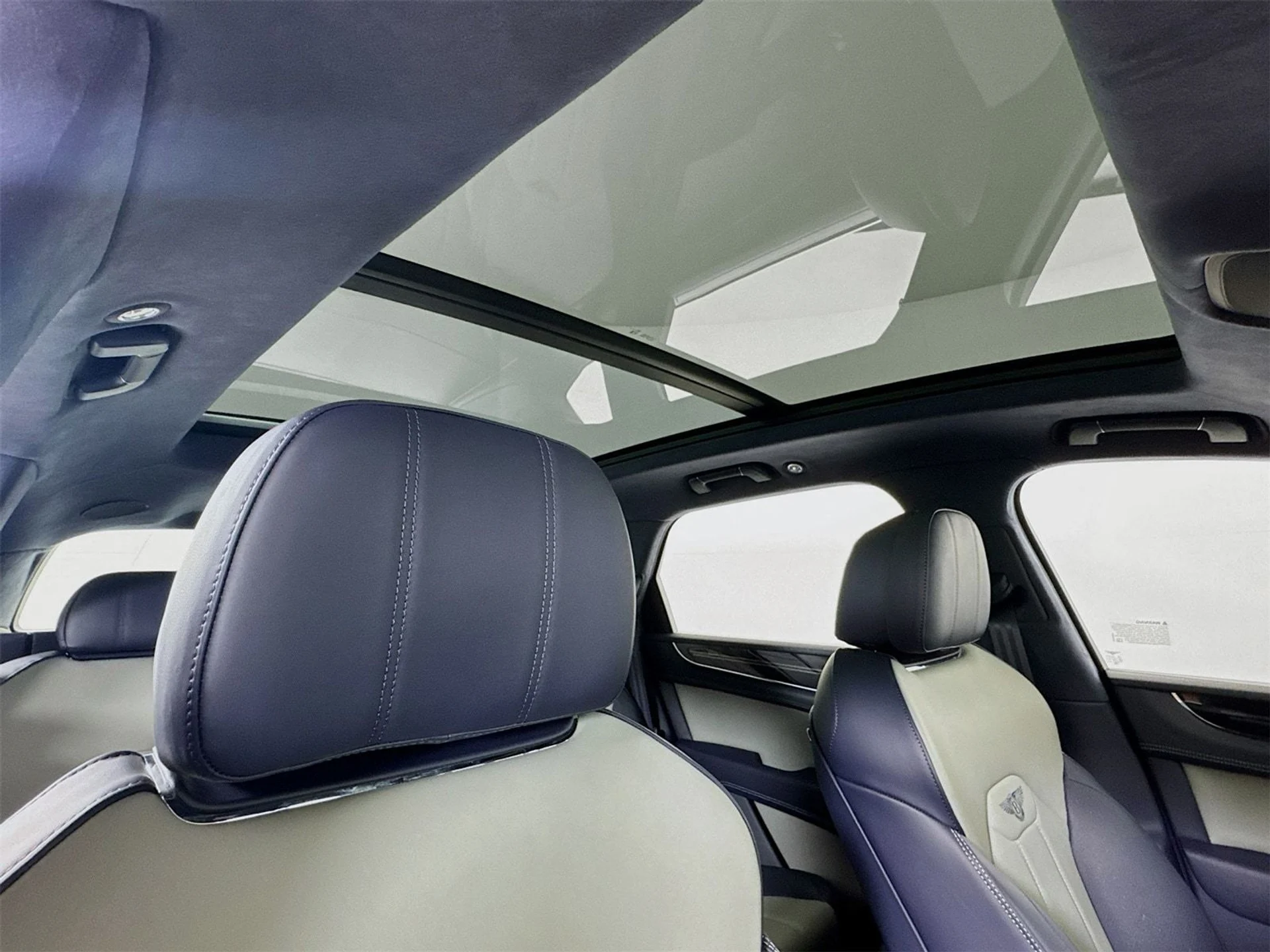 mph020_2438226286_d274dc45f8024cf8a69d8ff10102f27ex_7a323e4ae4