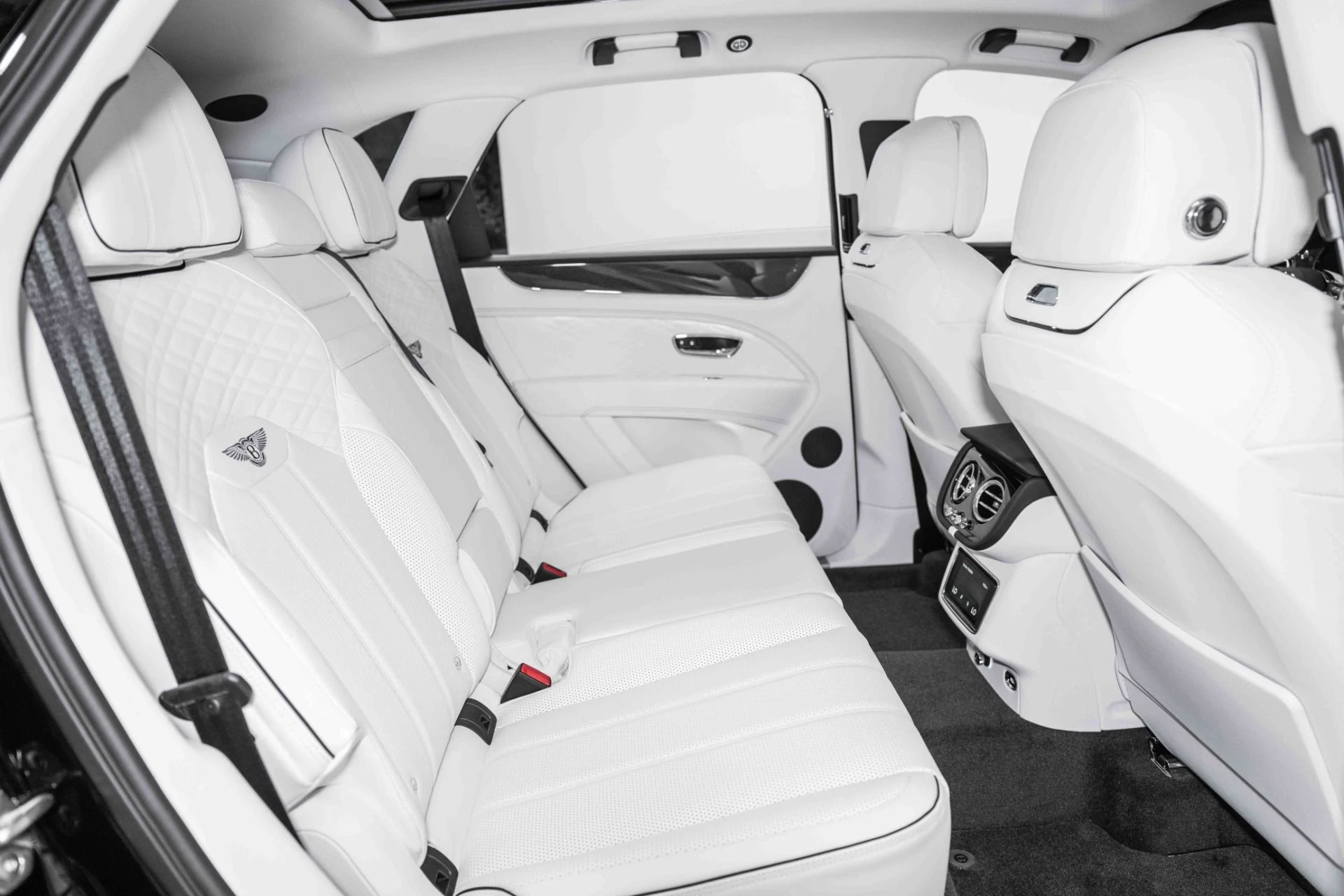 mph020_2441135815_Used_2024_Bentley_Bentayga_S_V8_1721581945_3700e59908