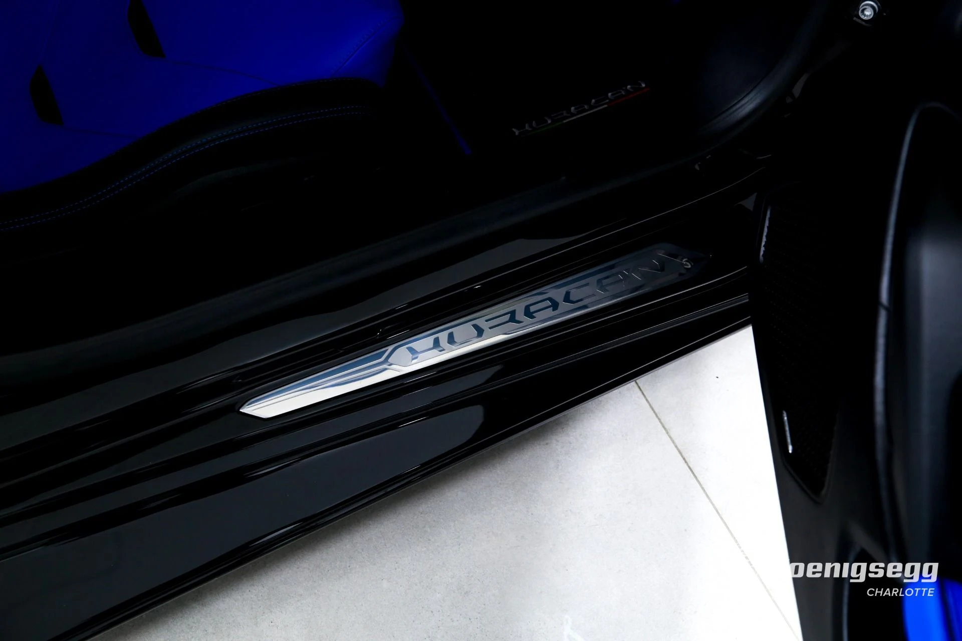 mph020_2442525680_Used_2021_Lamborghini_Huracan_EVO_1760975962_985d65a1f8