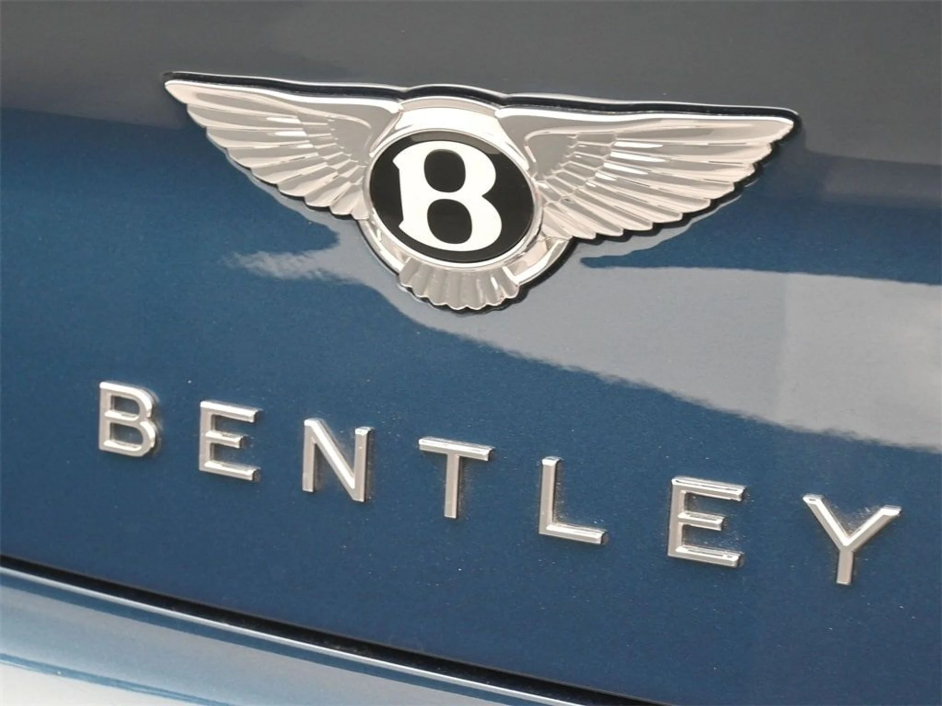 mph020_2445034654_07a2bba0ee3de4acfc730630d0991d71x_ddf9c8e7c3