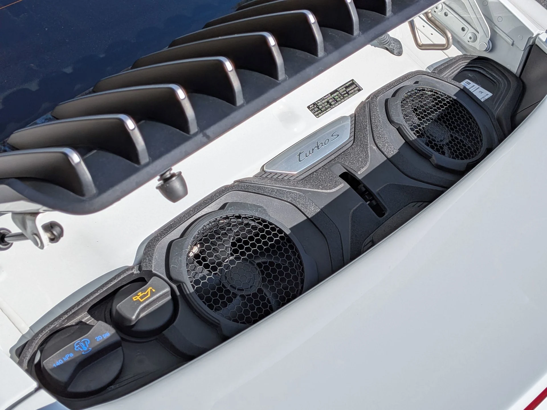 mph020_2446056899_f51ce1486e0e7986a0dc9dd84743d199x_3e5645b464