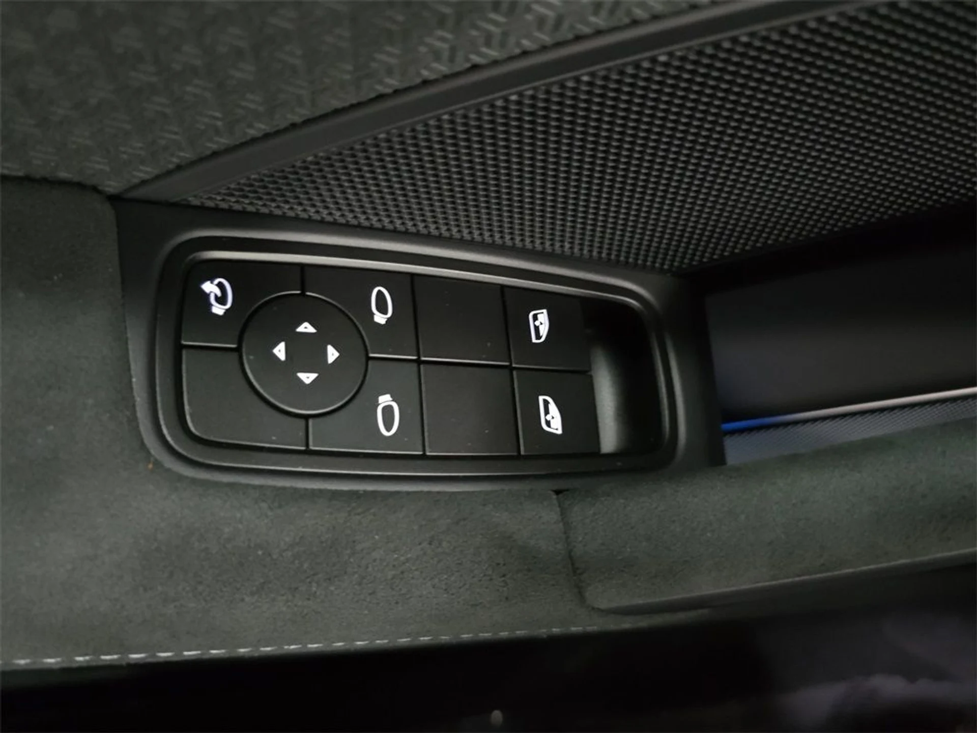 mph020_2450035481_78ce1447b9cade01a50c75efd29fdf23_7829e8983c