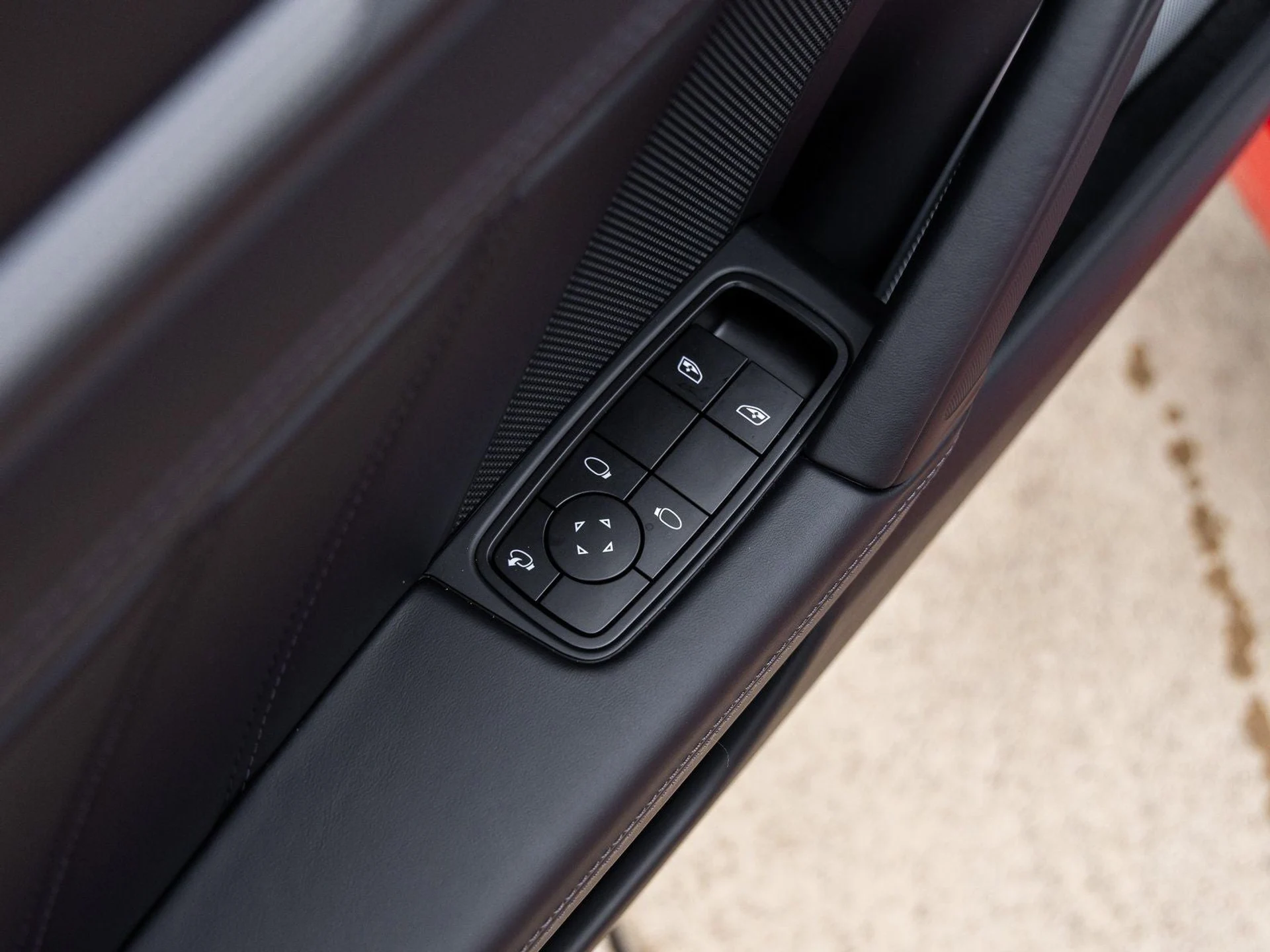 mph020_2460528244_21_046a5ac7fc