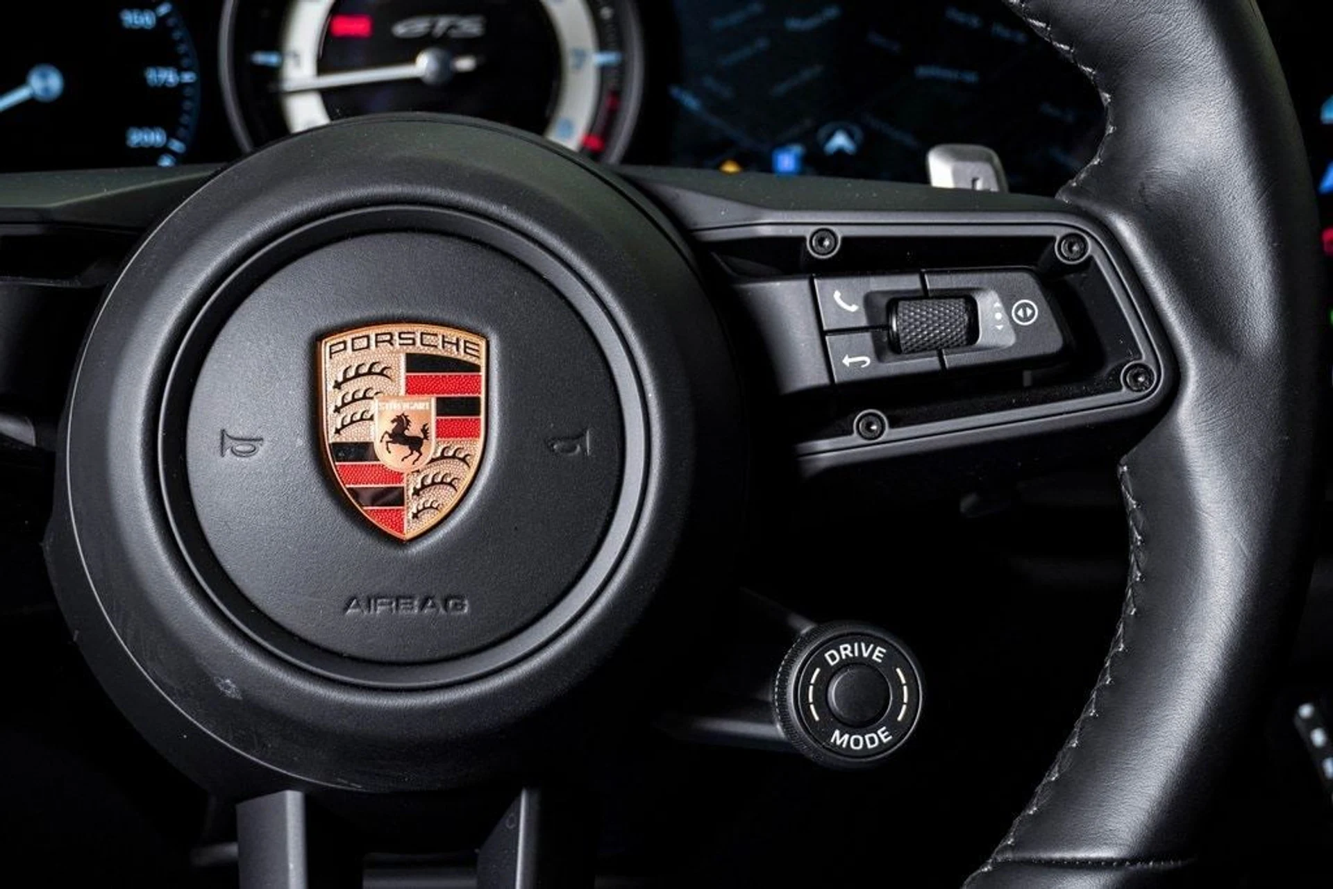 mph020_2461386032_66c55137483e74529f5f74a2c3e3bda9x_ce3397300f