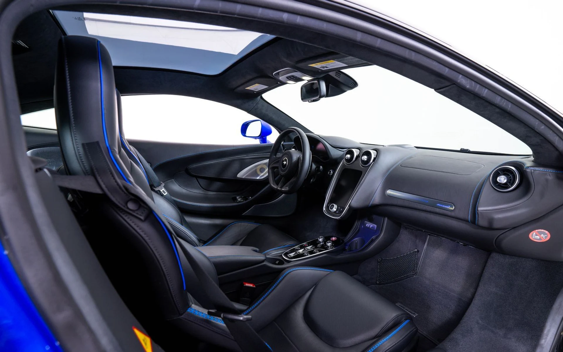 mph020_2467771242_7c888ae6630953435a0ac29e2113cd19x_2d3887aebe