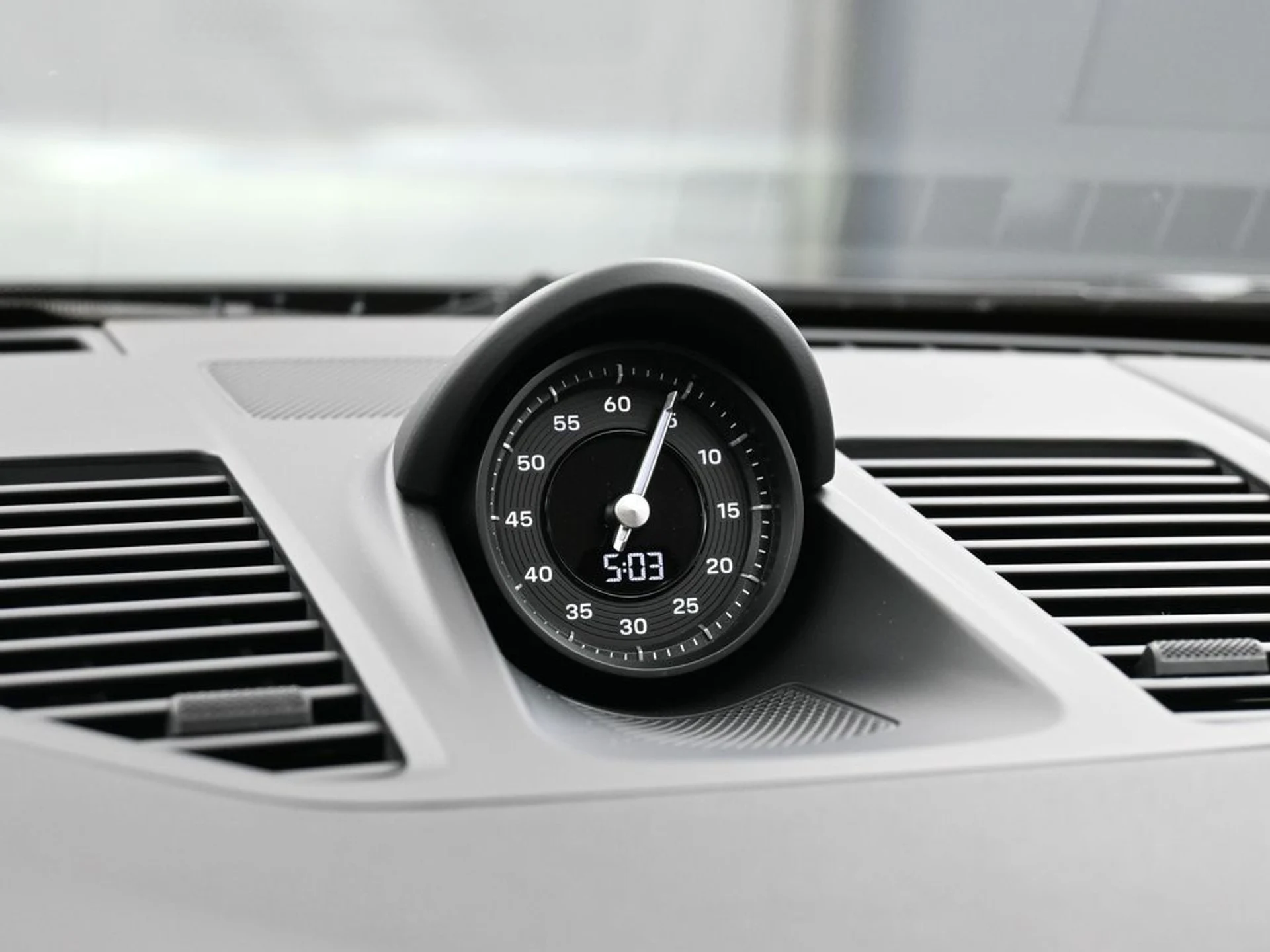 mph020_2469366053_image_20_7144ad06f7