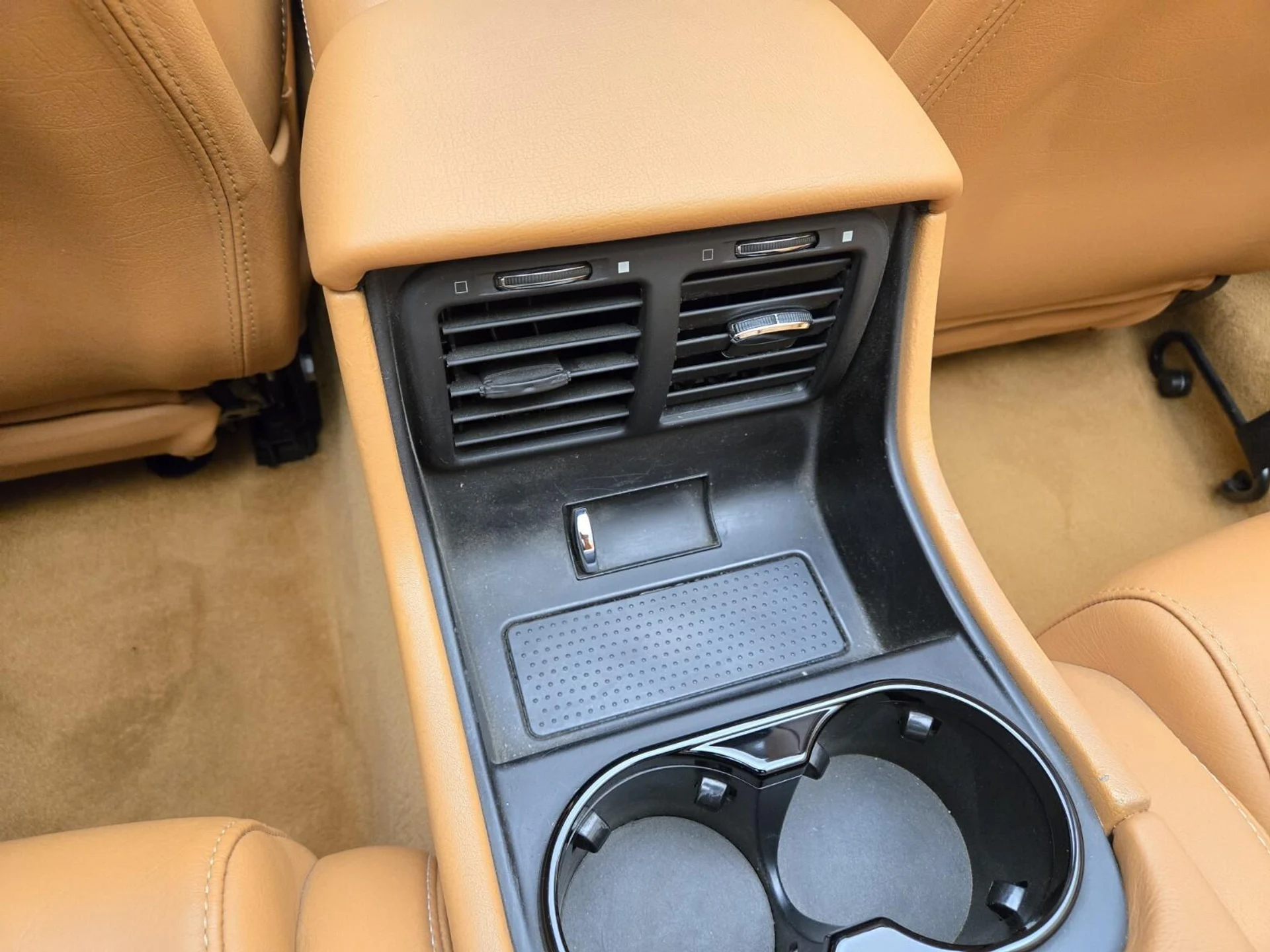 mph020_2471757959_Used_2018_Maserati_Gran_Turismo_Sport_1759820257_44a34e6a0a