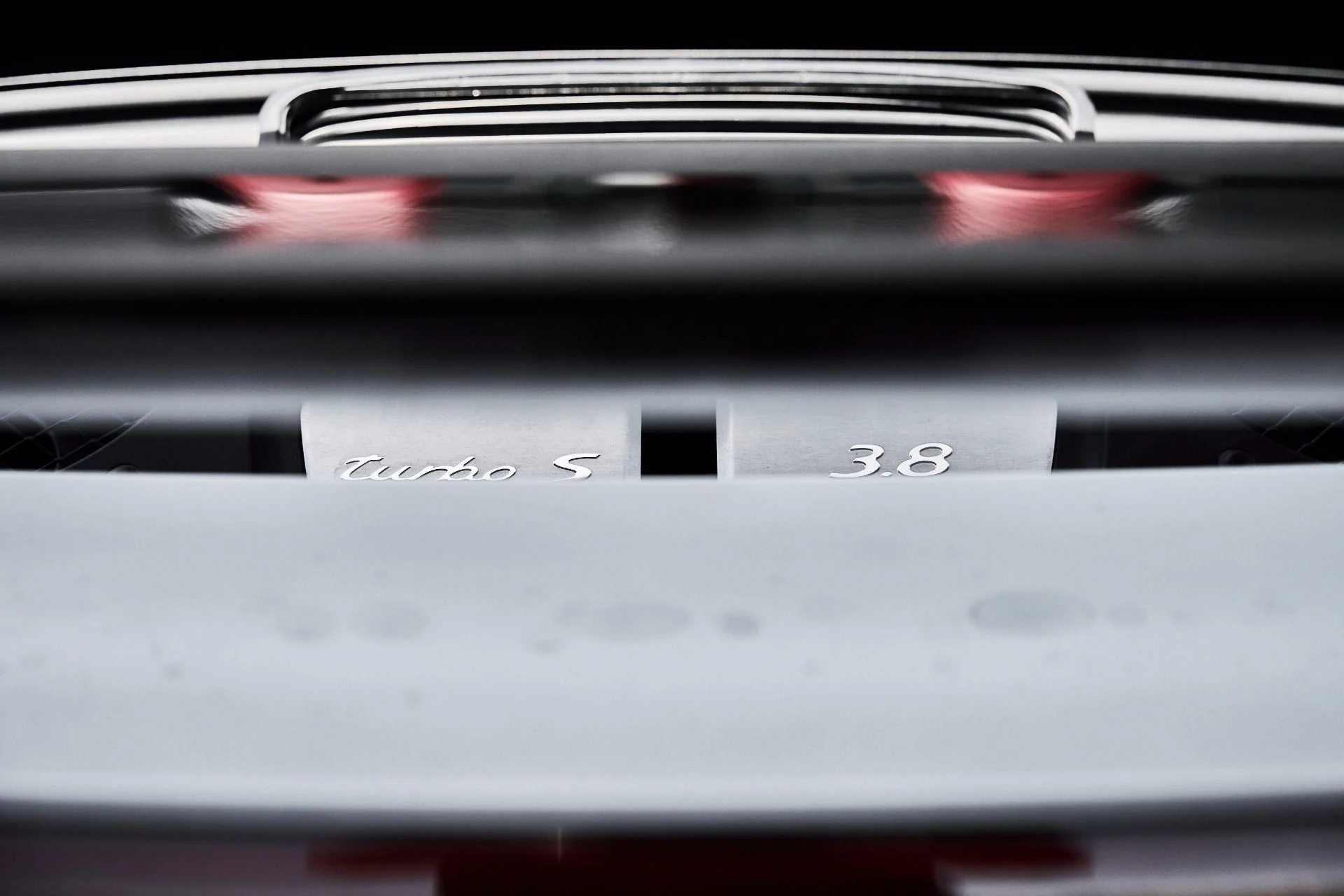 mph020_2473219545_Used_2019_Porsche_911_Turbo_S_1781225406_9c0517c435