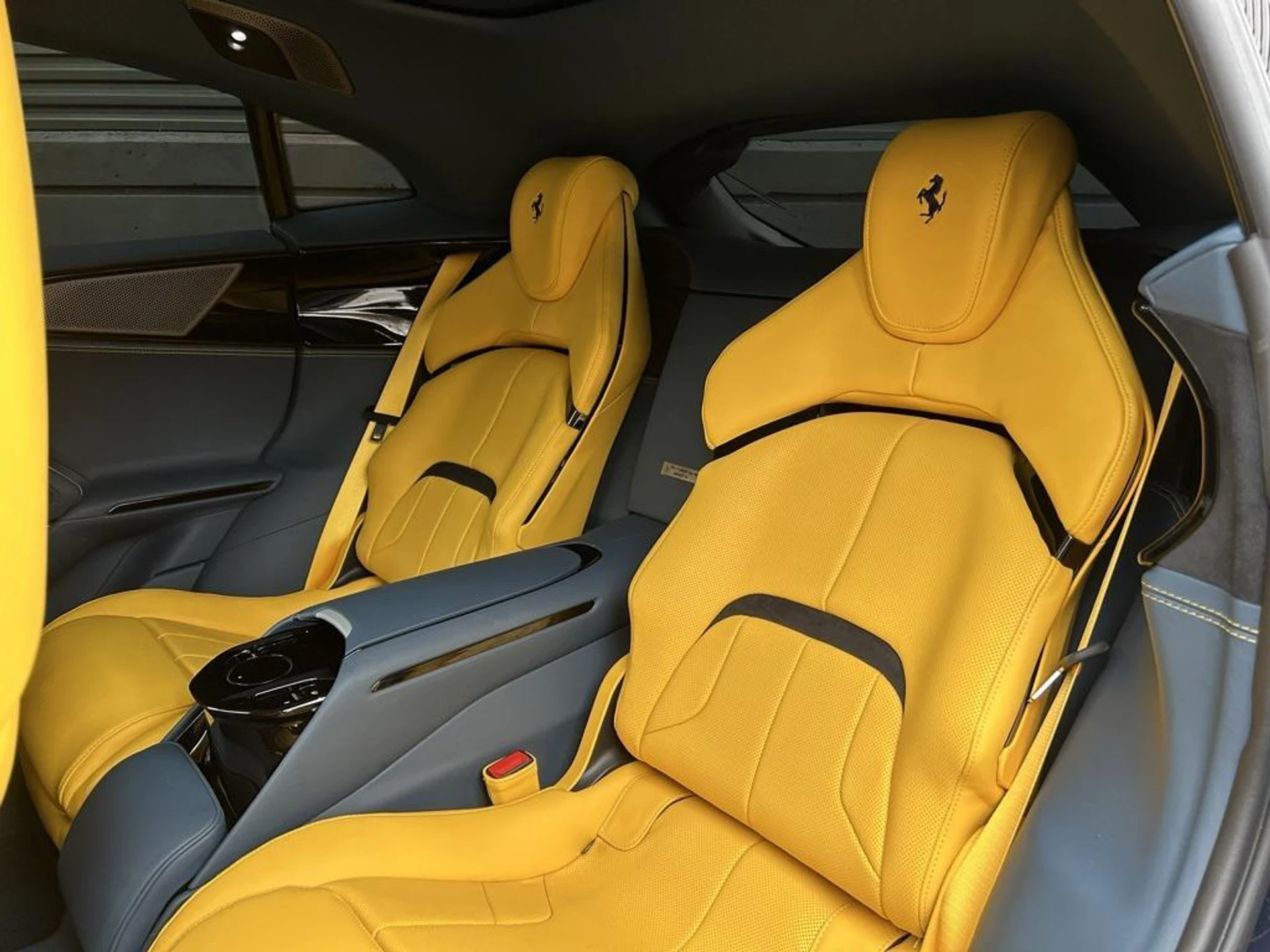 mph020_2482053139_F_Lo_P0_MT_9n8_X_Tkvg_2_P_Xkw74afo_Y_39632e2fb6