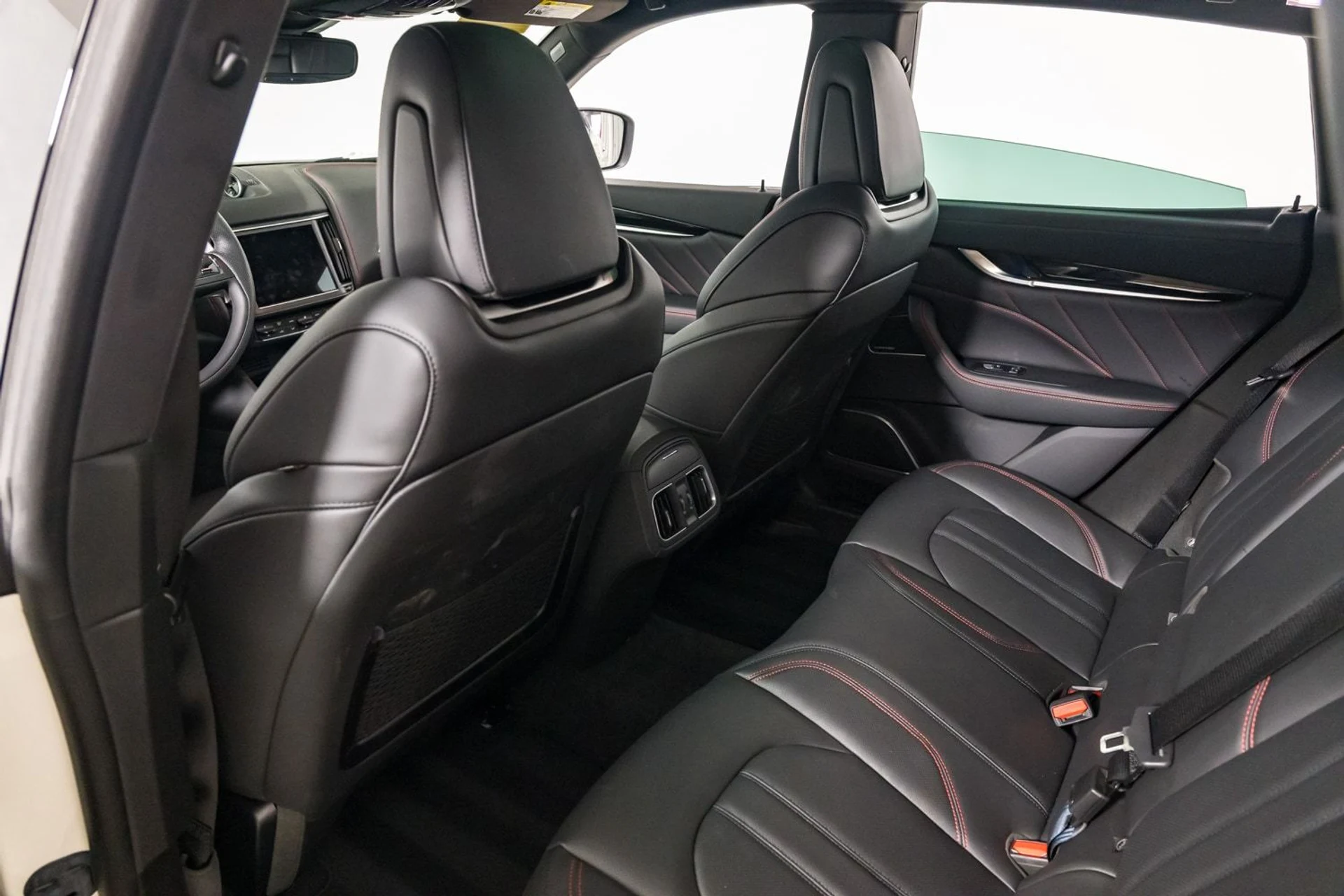 mph020_2484437453_cfa3ea4eeb064d5a9c6ceecd3f7917fa_0bb026691f