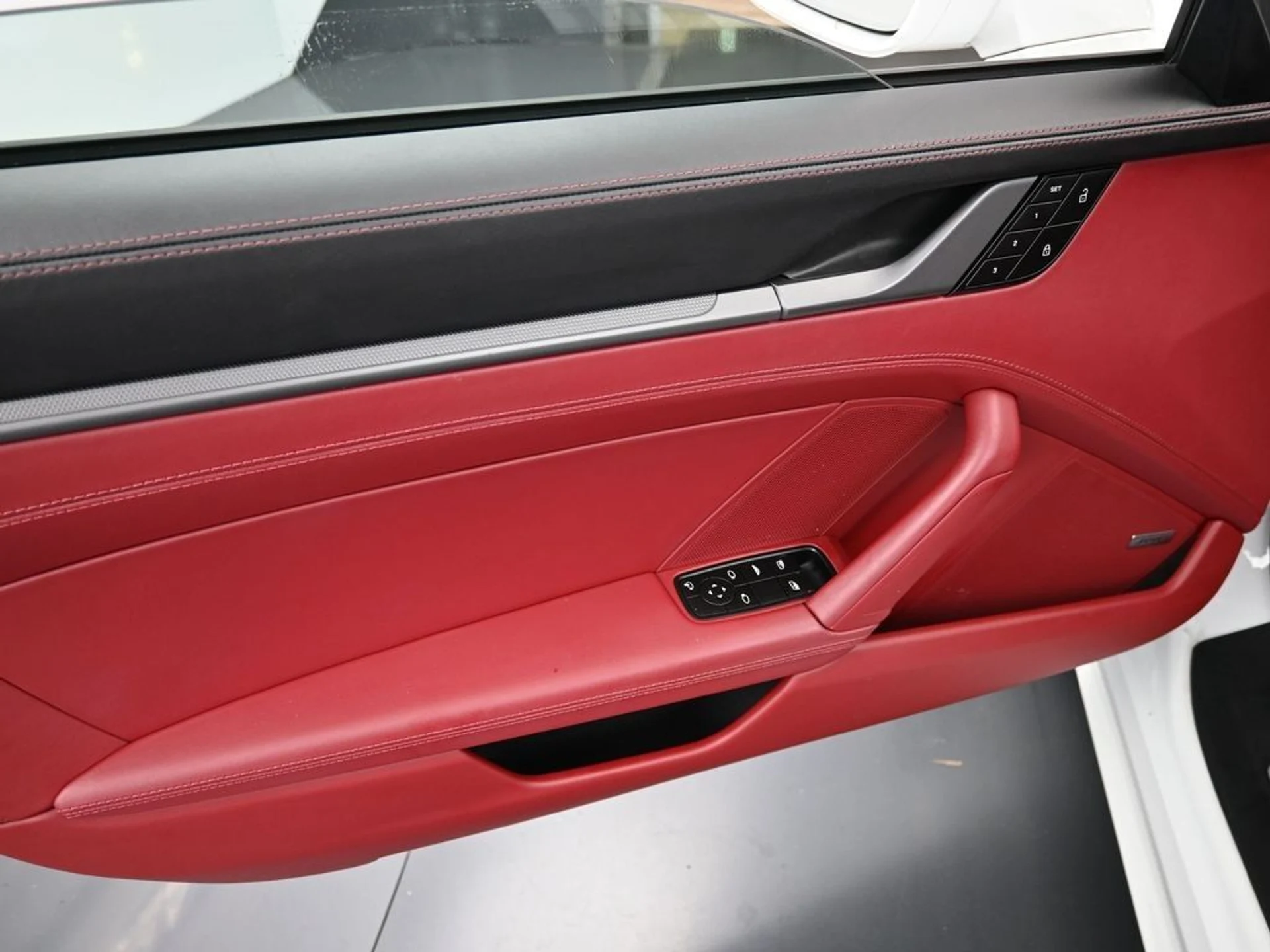 mph020_2489062550_0c911174939d586c00c88008238fd936_18ee423a69