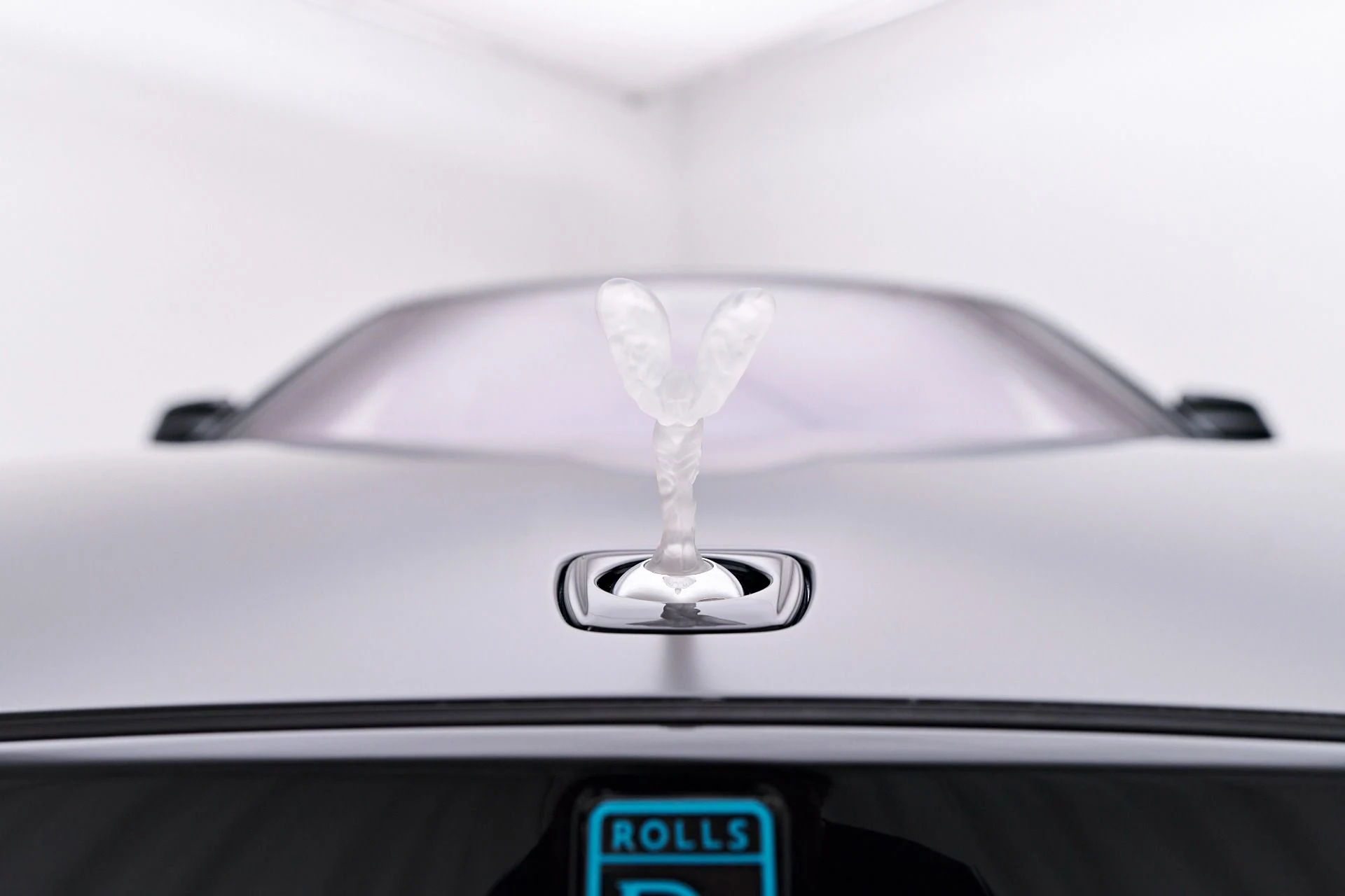 mph020_2495515773_Used_2024_Rolls_Royce_Ghost_Base_1755131984_89f653f453