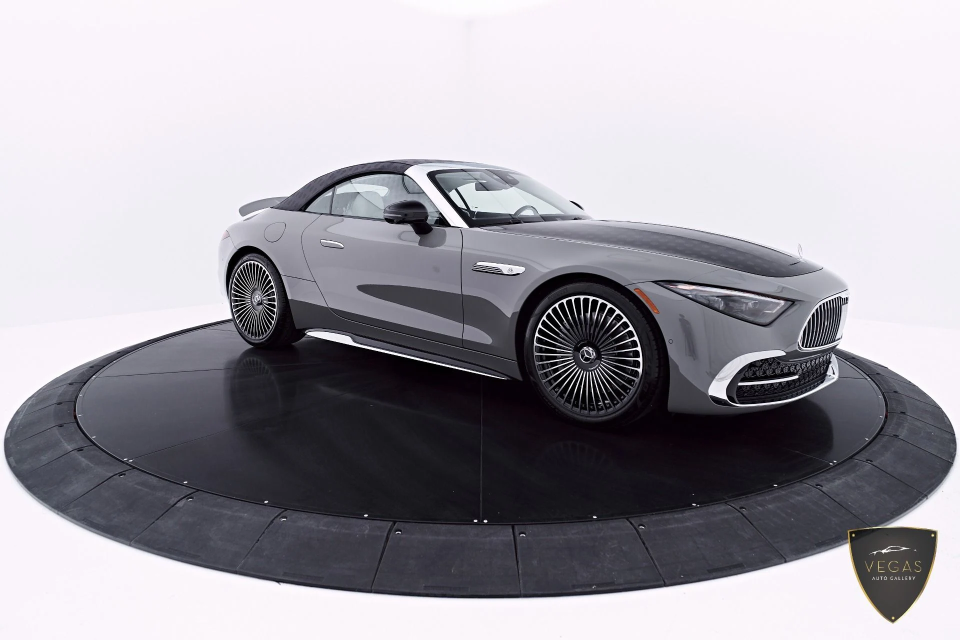 mph020_2497978370_Used_2026_Mercedes_Benz_SL_Class_Maybach_SL_680_1782236015_036e8959e9